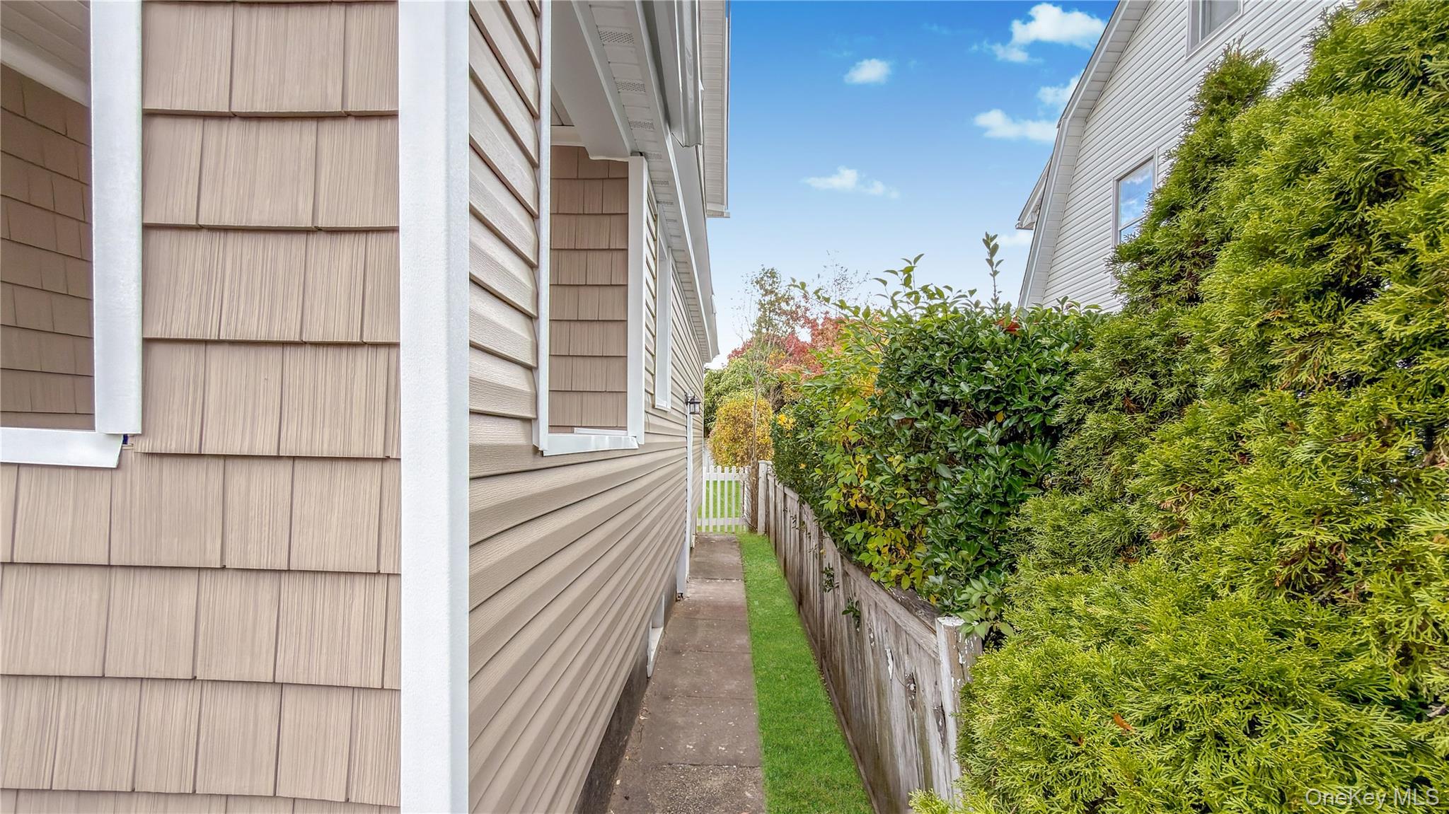 64 S Montgomery Street, Valley Stream, NY 11580