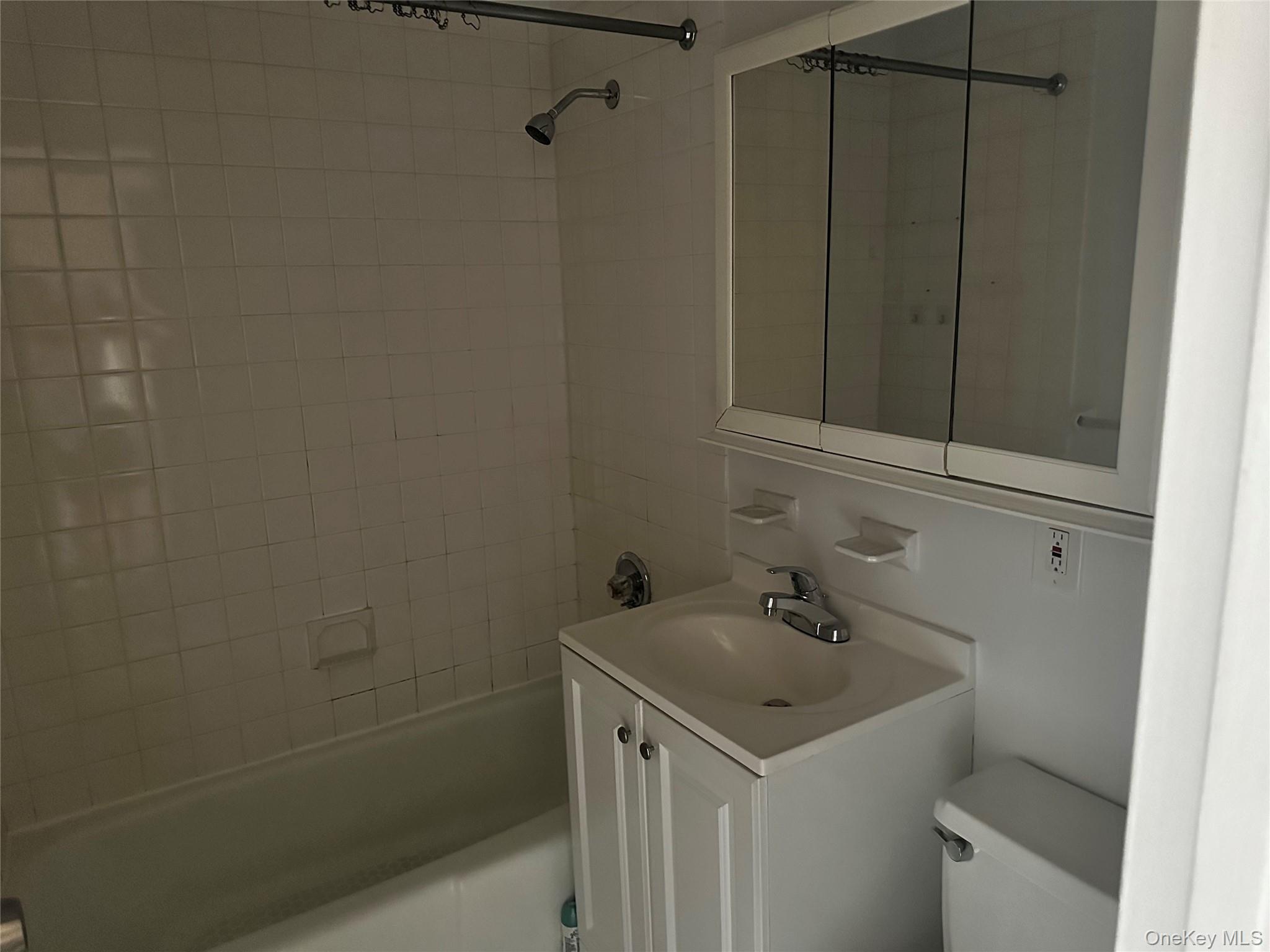 1155 Warburton Avenue # 4P, Yonkers, NY 10701