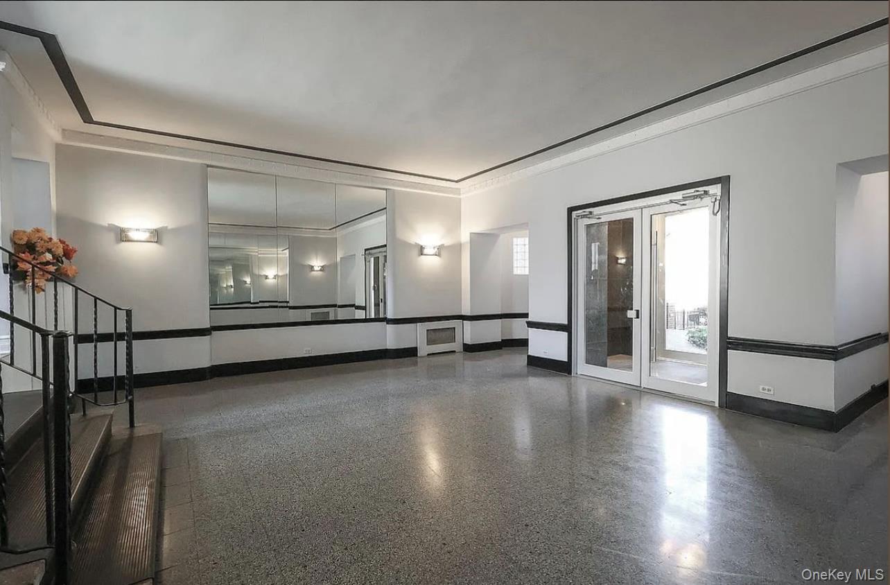 6536 Wetherole Street # 306, Rego Park, NY 11374