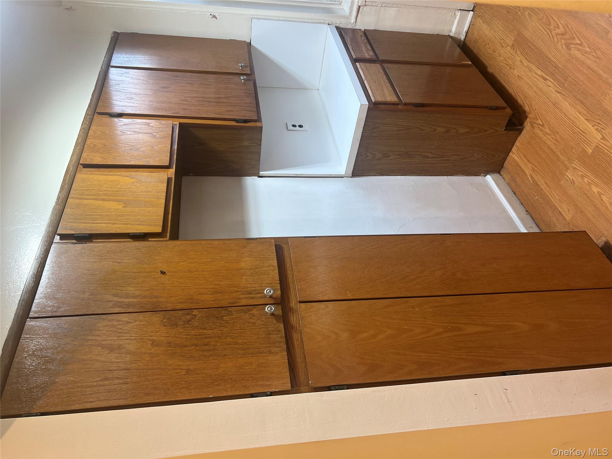 6536 Wetherole Street # 306, Rego Park, NY 11374