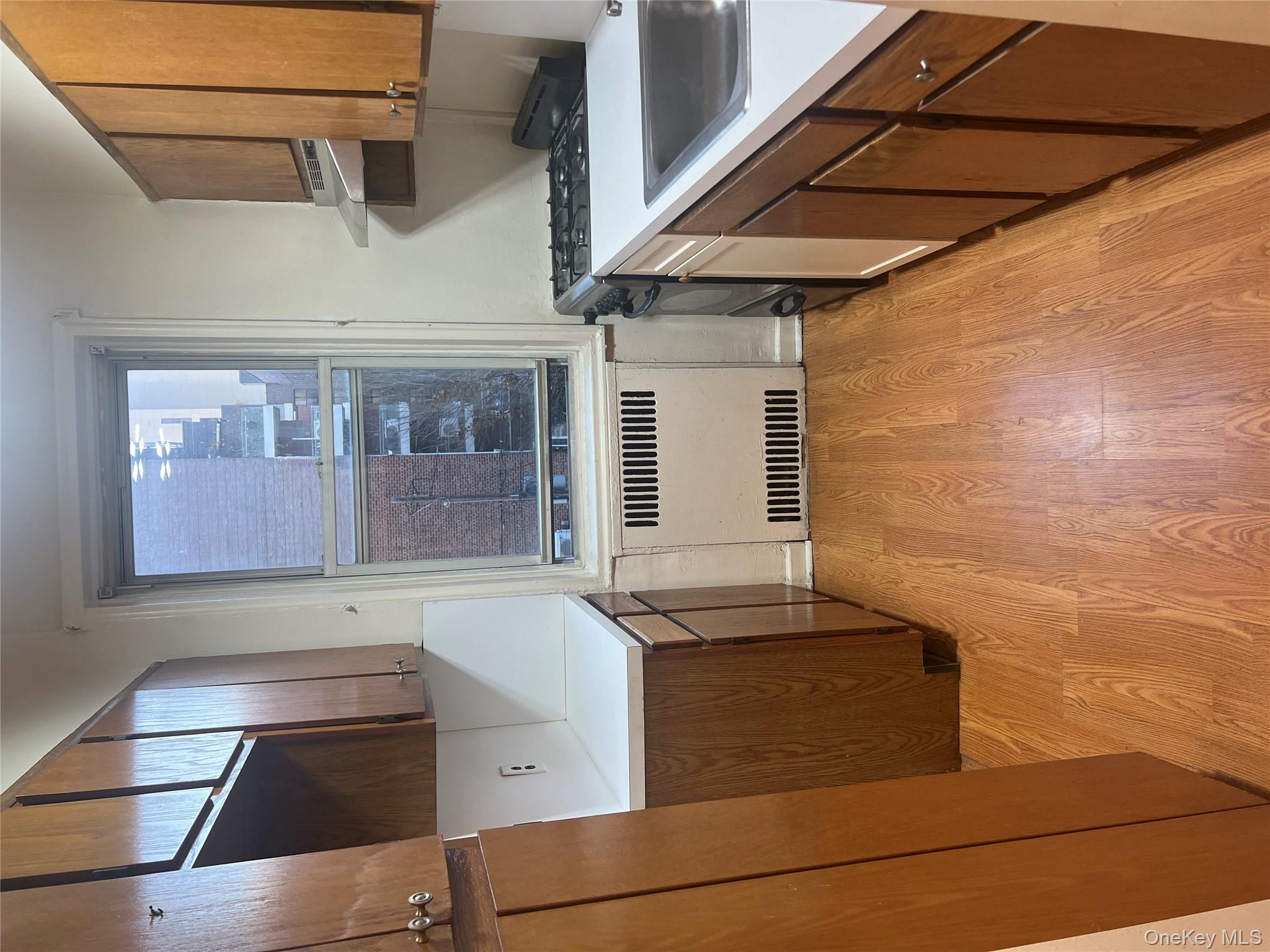 6536 Wetherole Street # 306, Rego Park, NY 11374