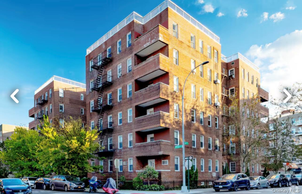 6536 Wetherole Street # 306, Rego Park, NY 11374