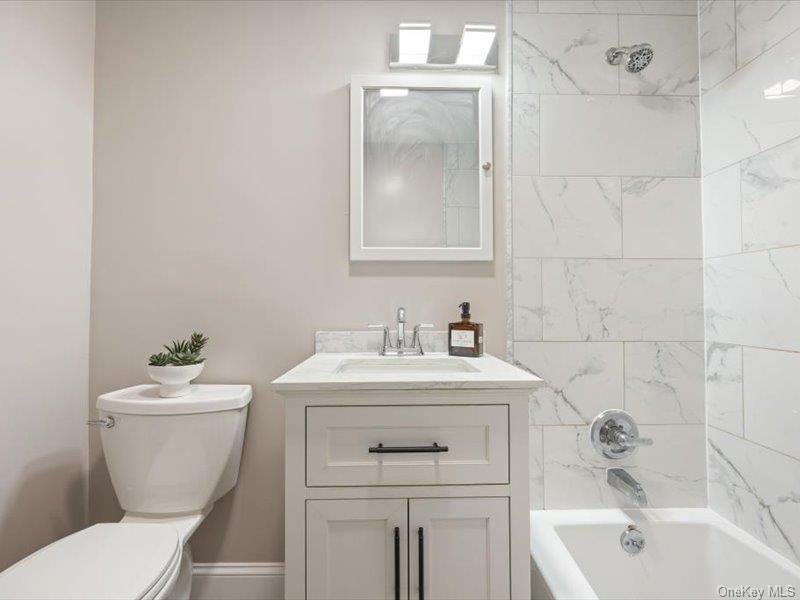 6 Winnetou Road, White Plains, NY 10603