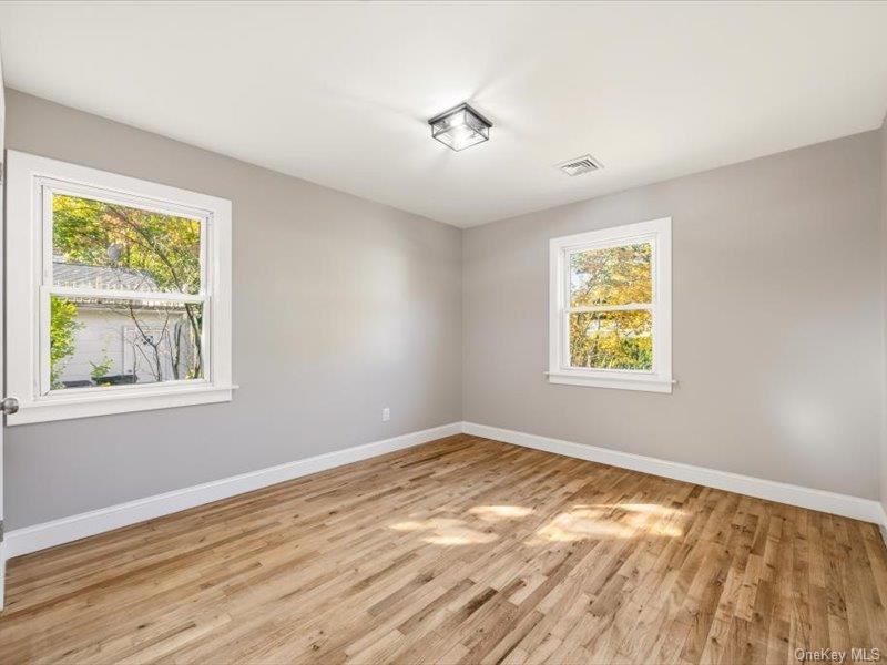 6 Winnetou Road, White Plains, NY 10603