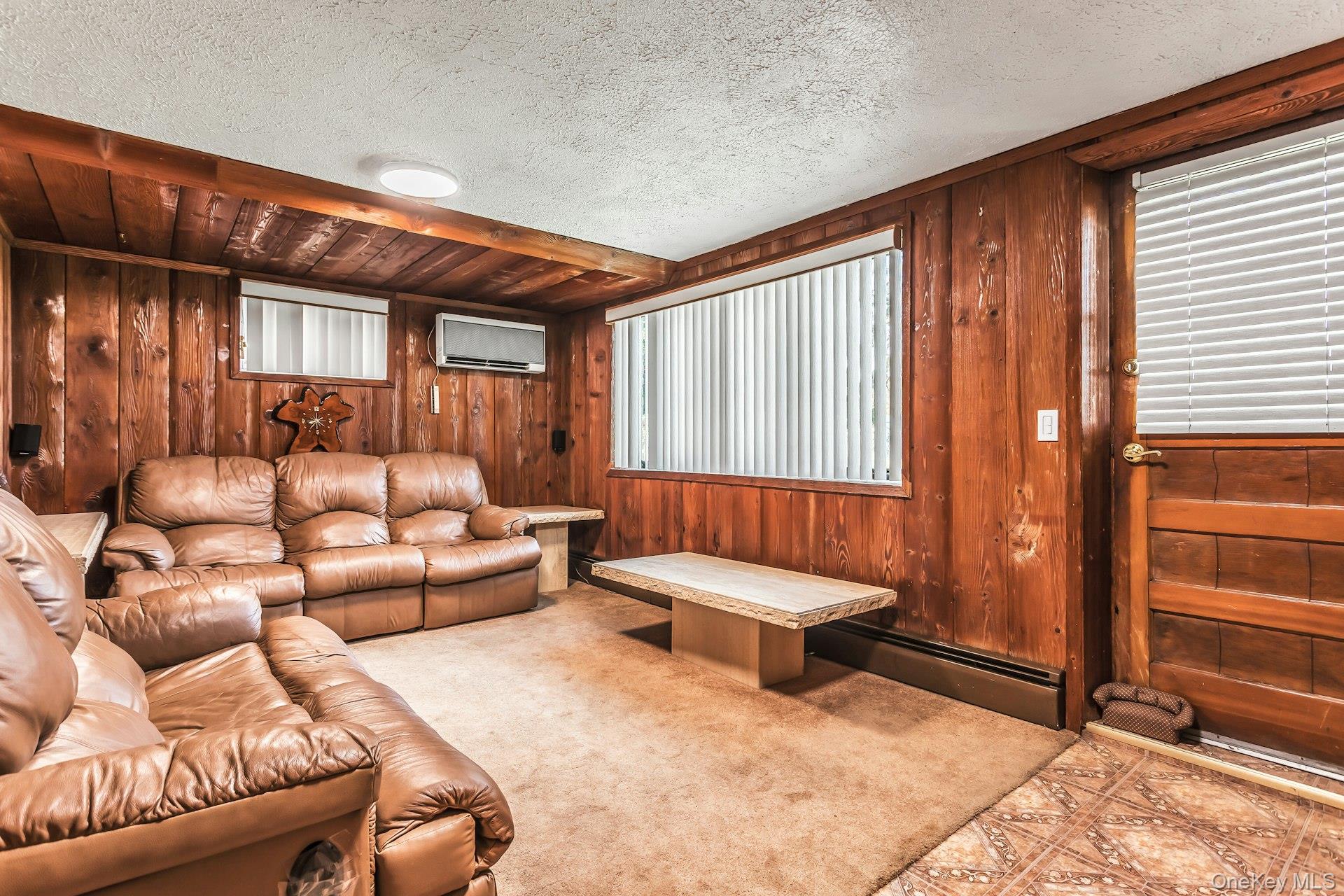 946 Bard Road, Westbury, NY 11590