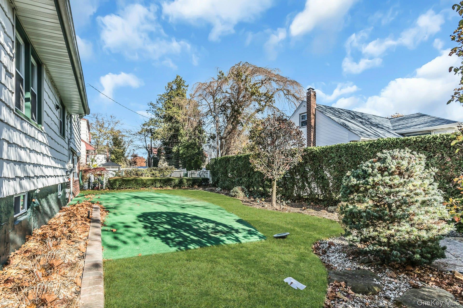 946 Bard Road, Westbury, NY 11590