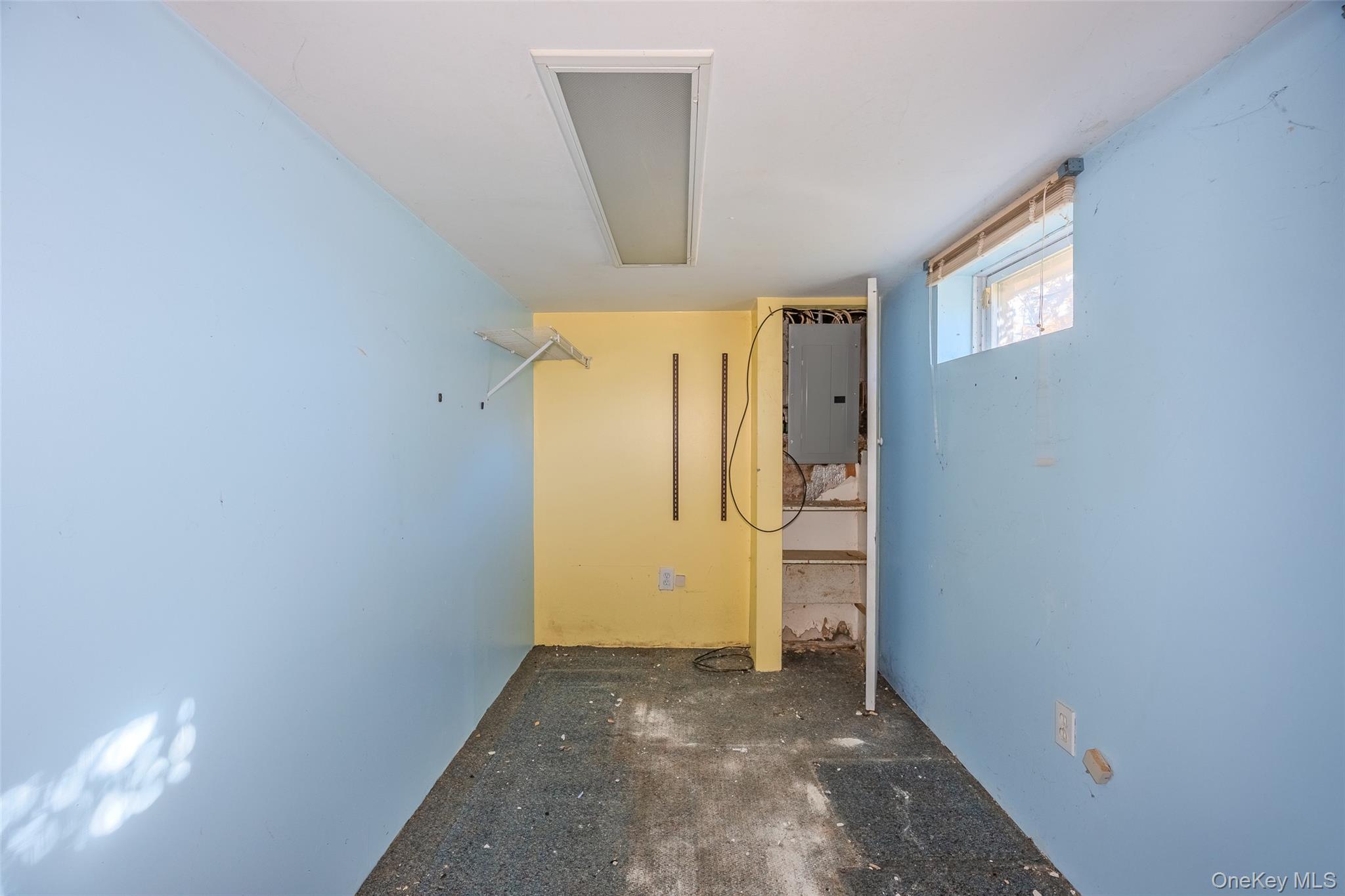 17 Andrew Avenue, Islip Terrace, NY 11752