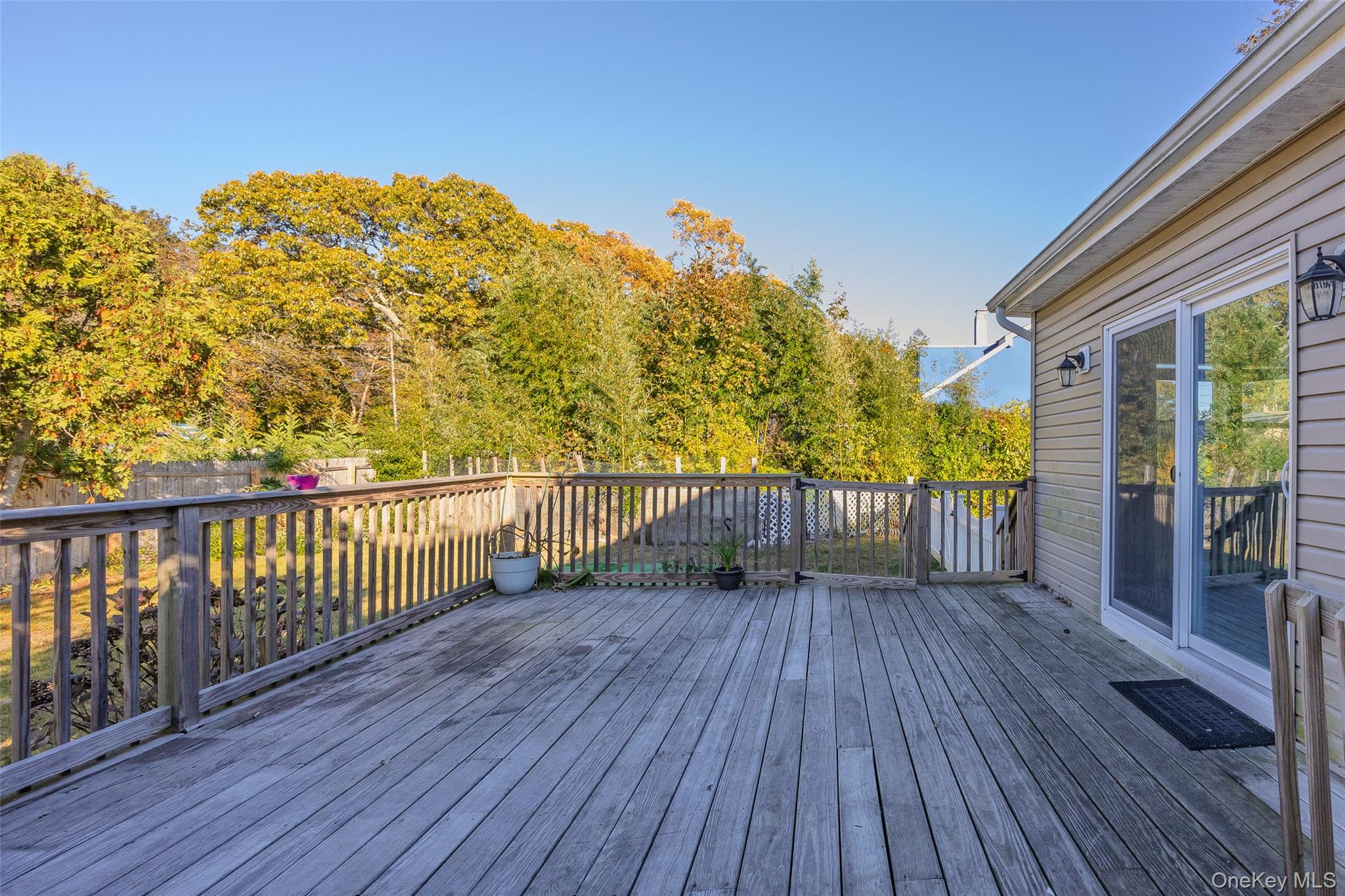 17 Andrew Avenue, Islip Terrace, NY 11752