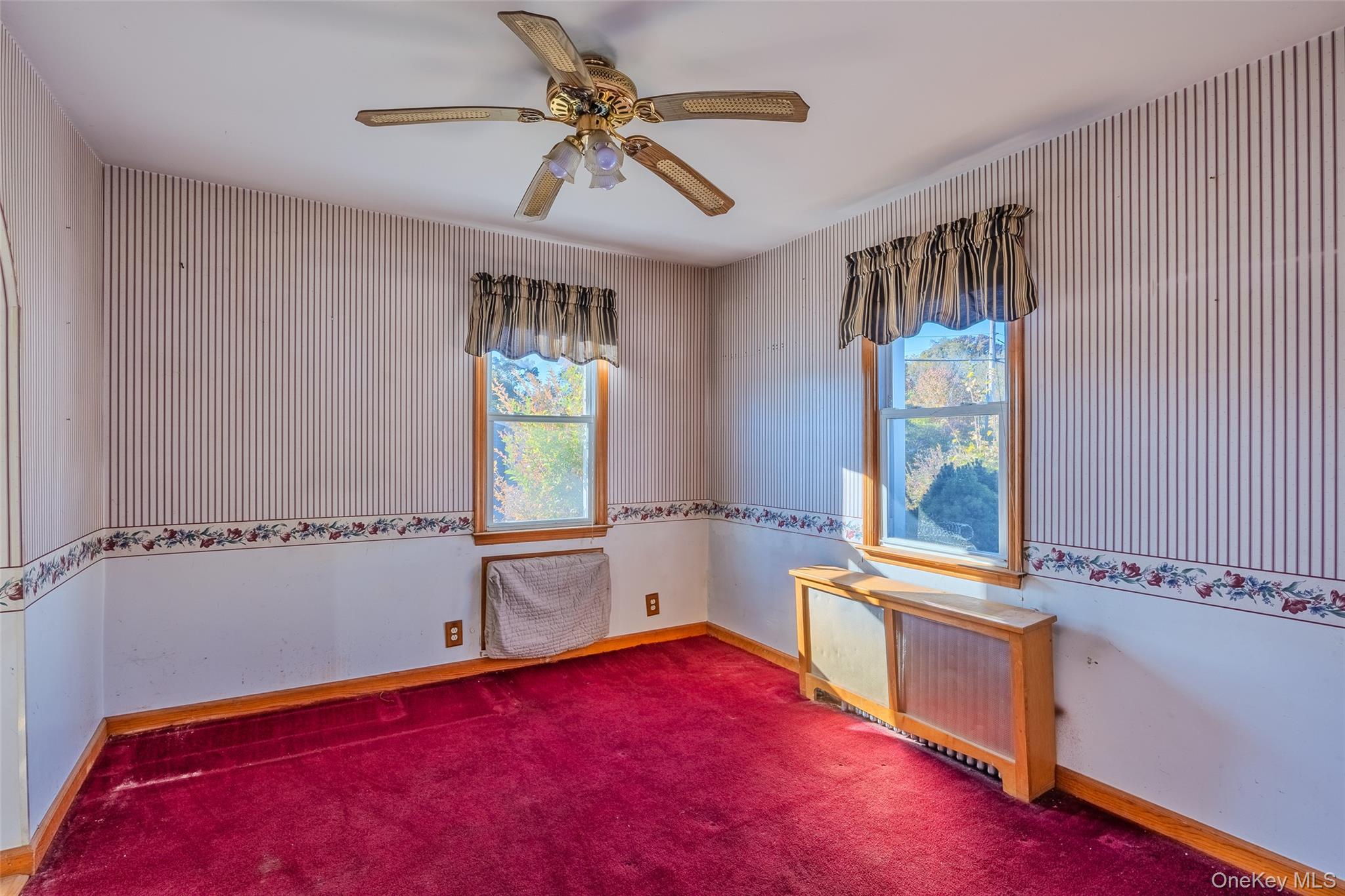 17 Andrew Avenue, Islip Terrace, NY 11752