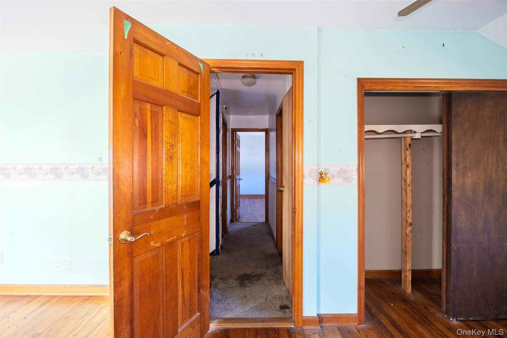 17 Andrew Avenue, Islip Terrace, NY 11752