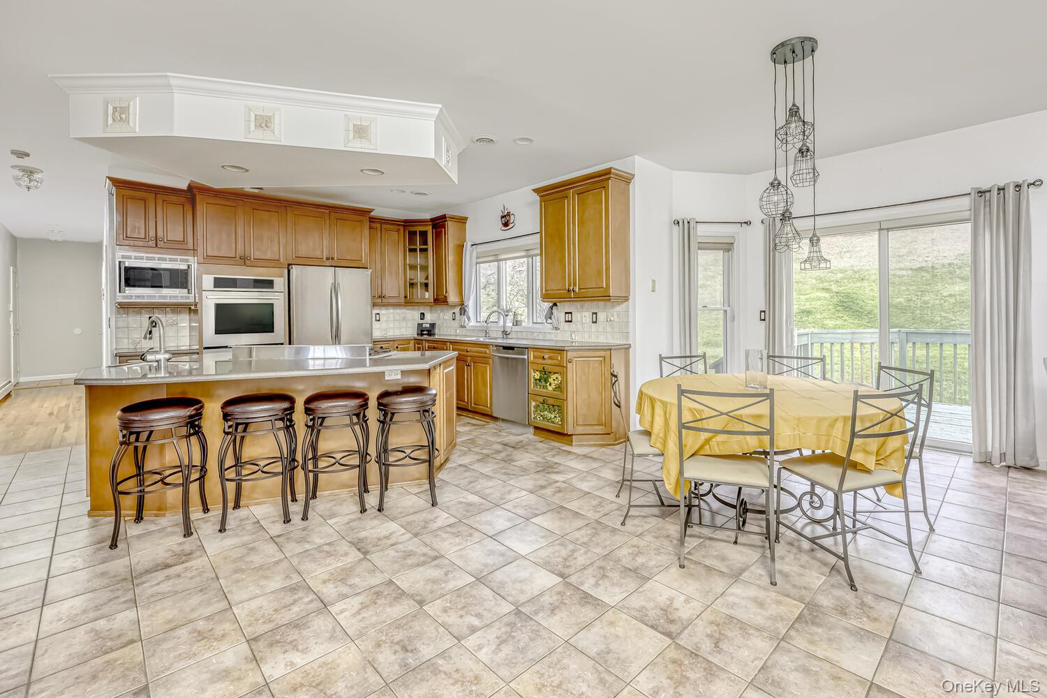 22 Golden Road, Suffern, NY 10901