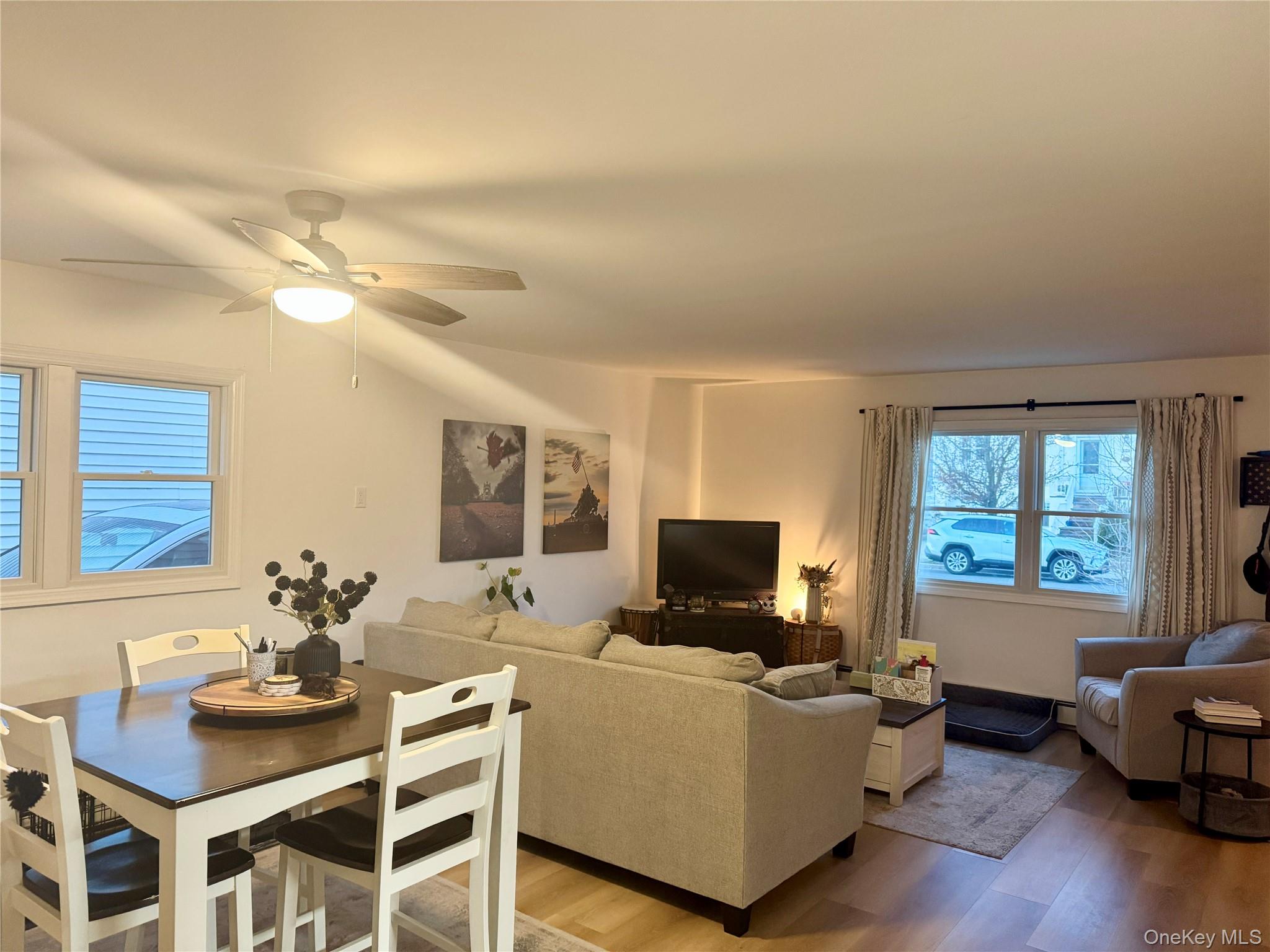 542 E Pine Street # Main, Long Beach, NY 11561