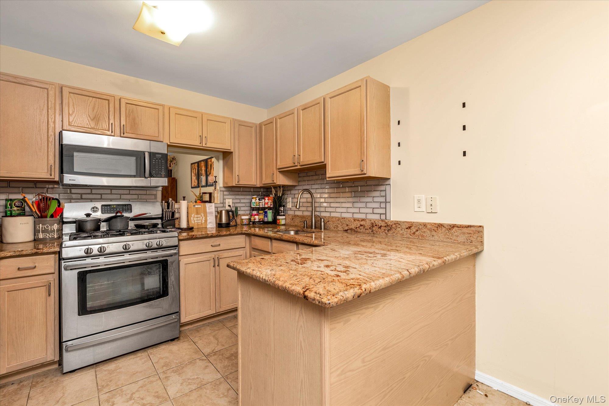 1027 Jerusalem Avenue # 121, Uniondale, NY 11553