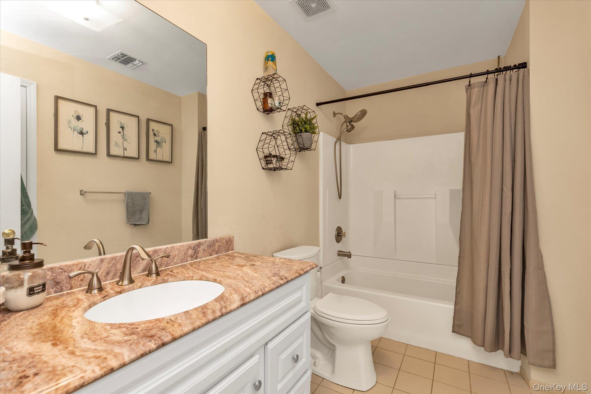 1027 Jerusalem Avenue # 121, Uniondale, NY 11553