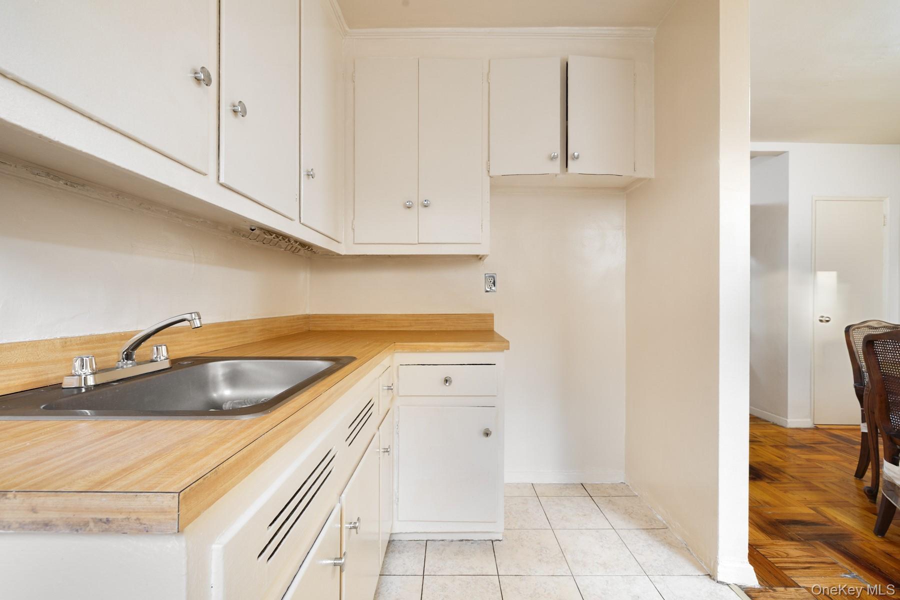 3130 Grand Concourse # 2J, Bronx, NY 10458