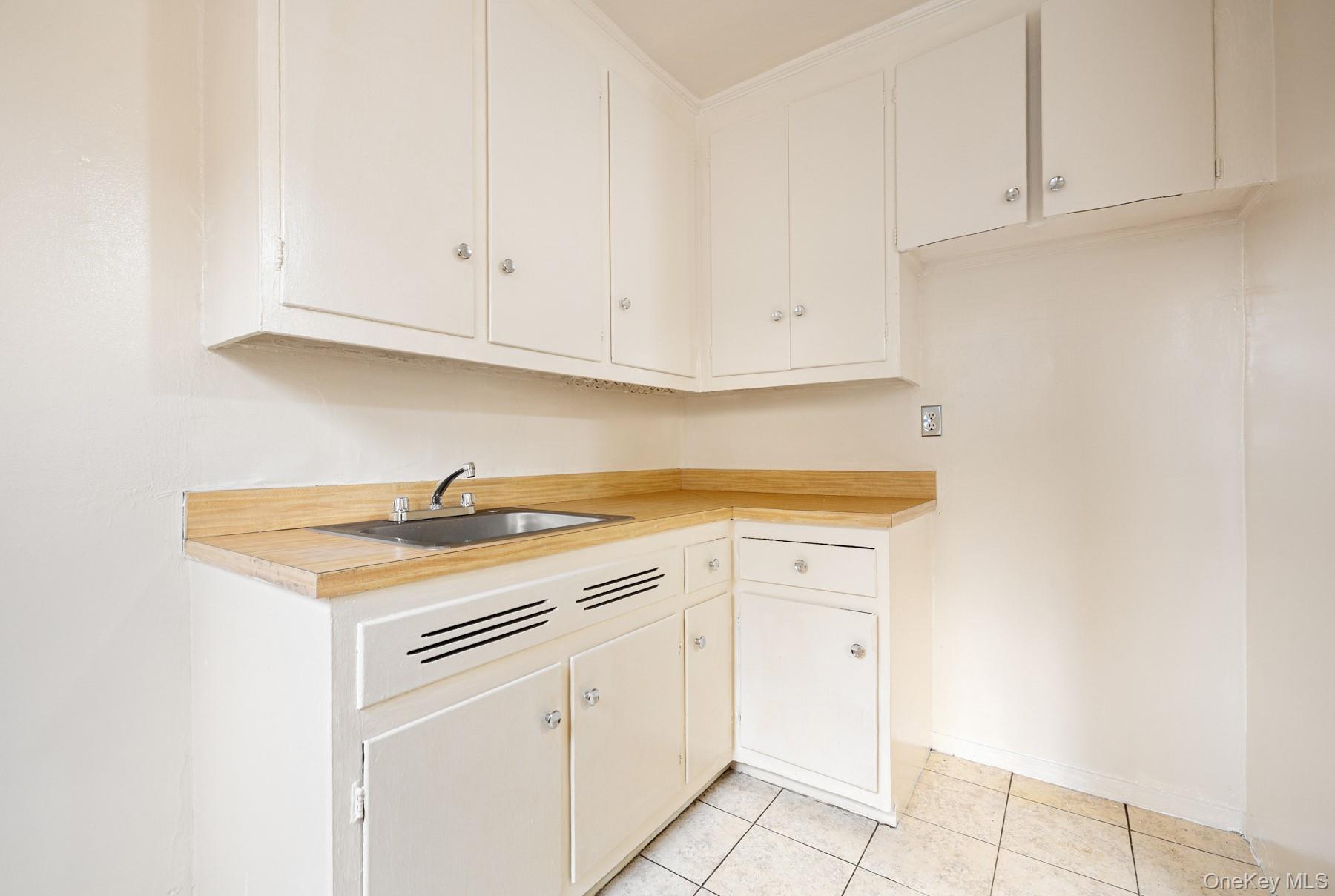 3130 Grand Concourse # 2J, Bronx, NY 10458