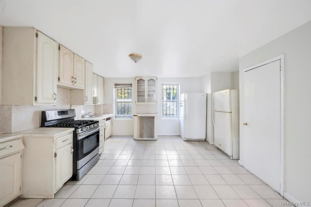 737 Decatur Street, Brooklyn, NY 11233