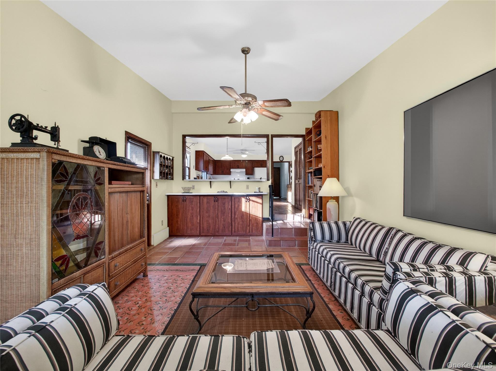 10 Dunnery Court, Suffern, NY 10901