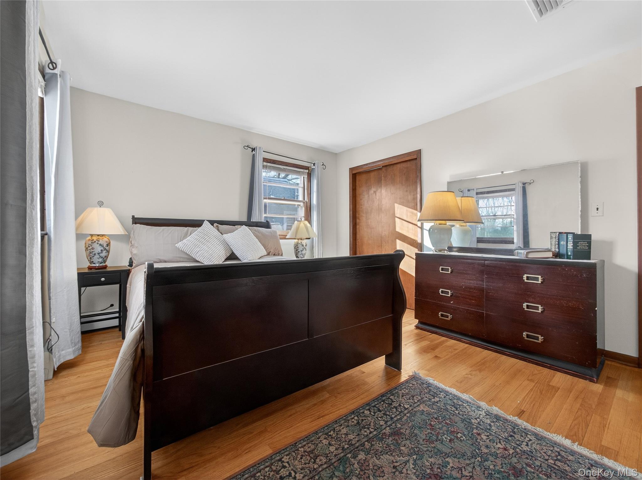 10 Dunnery Court, Suffern, NY 10901