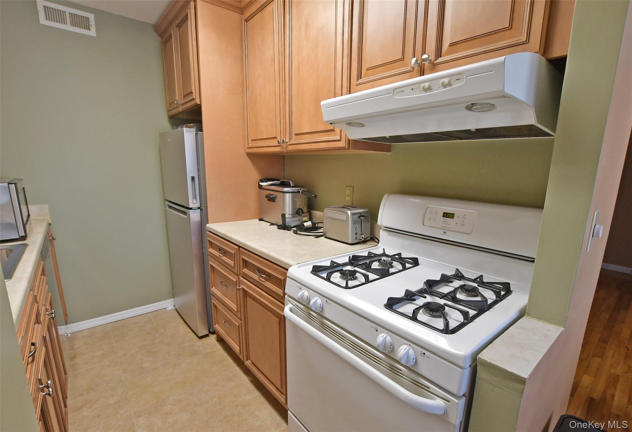 301 Artist Lake Drive, Middle Island, NY 11953