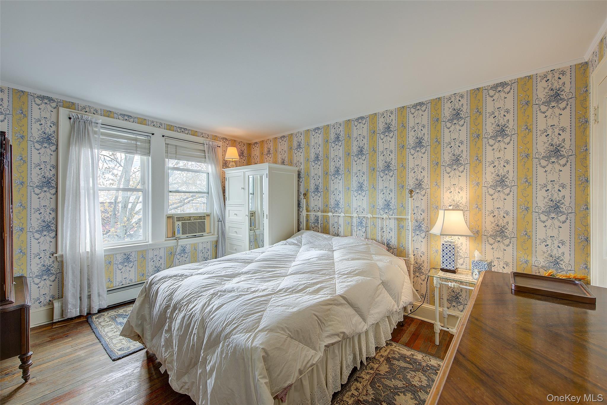 67-118 Dartmouth Street, Forest Hills, NY 11375