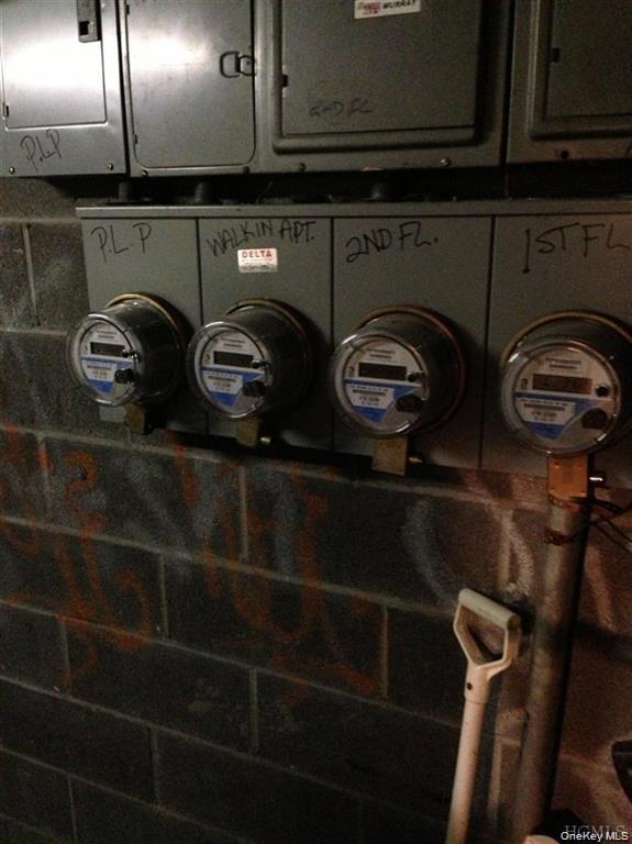 658 E 216th Street, Bronx, NY 10467