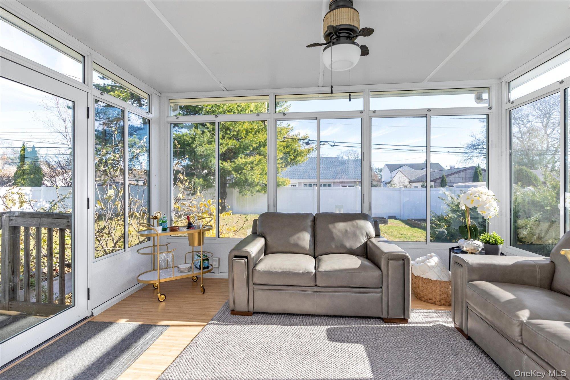 6 Karen Avenue, Plainview, NY 11803