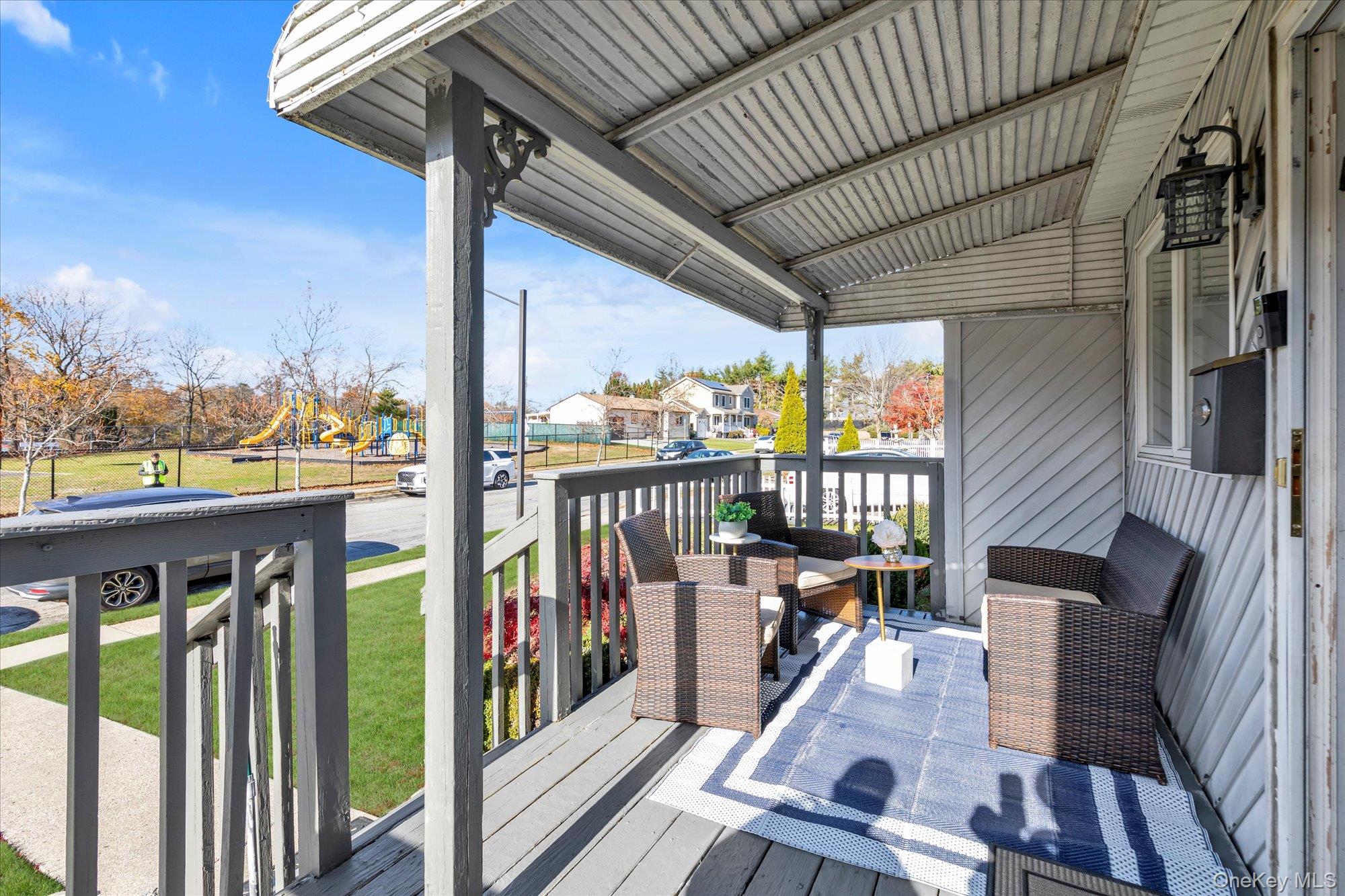 6 Karen Avenue, Plainview, NY 11803