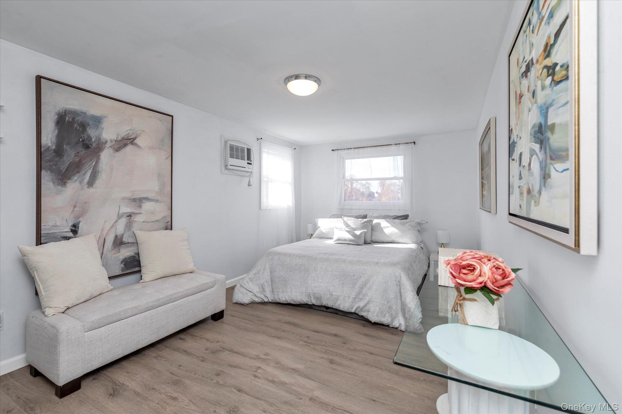 6 Karen Avenue, Plainview, NY 11803