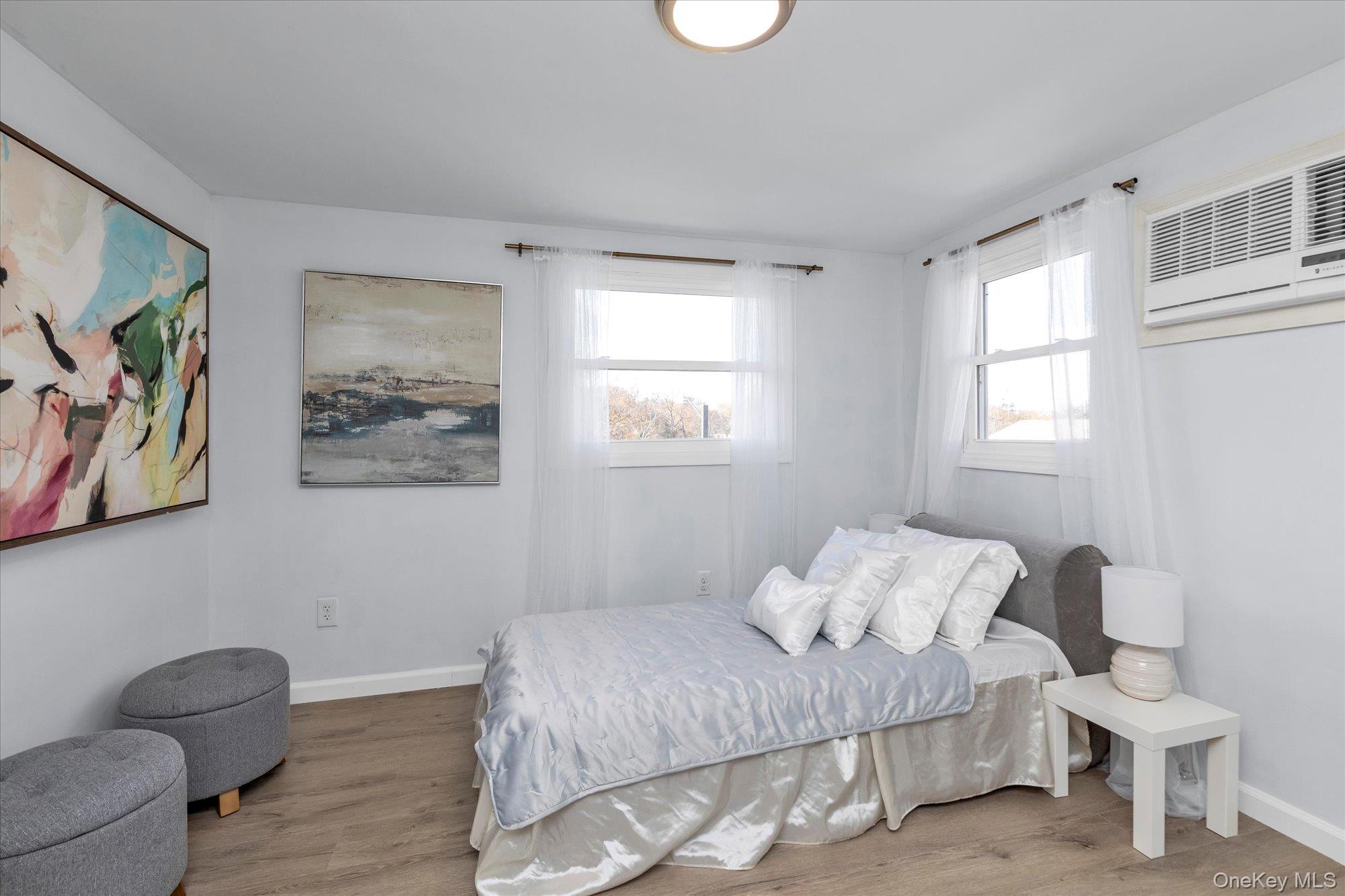 6 Karen Avenue, Plainview, NY 11803