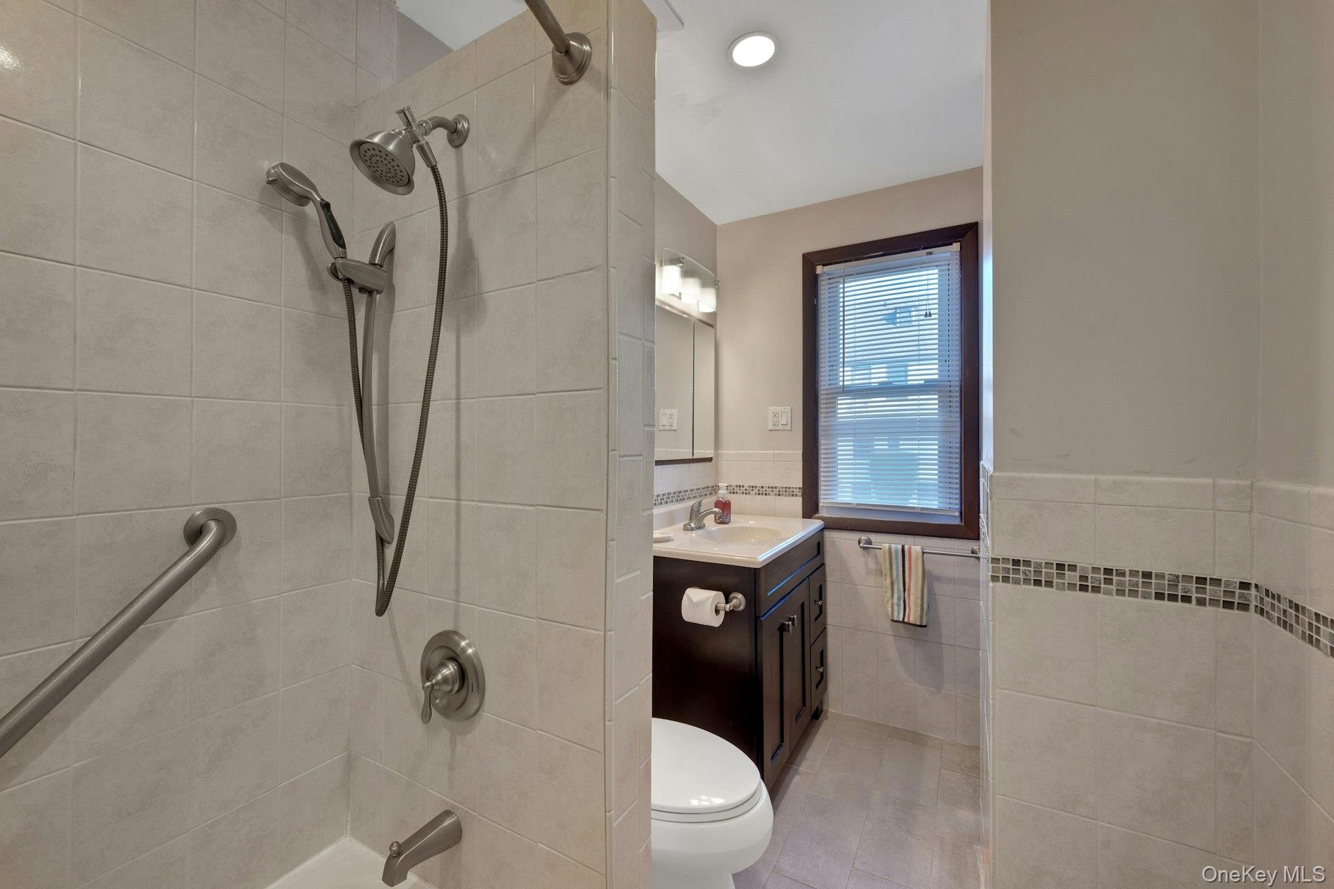 136 Buckingham Road, Yonkers, NY 10701