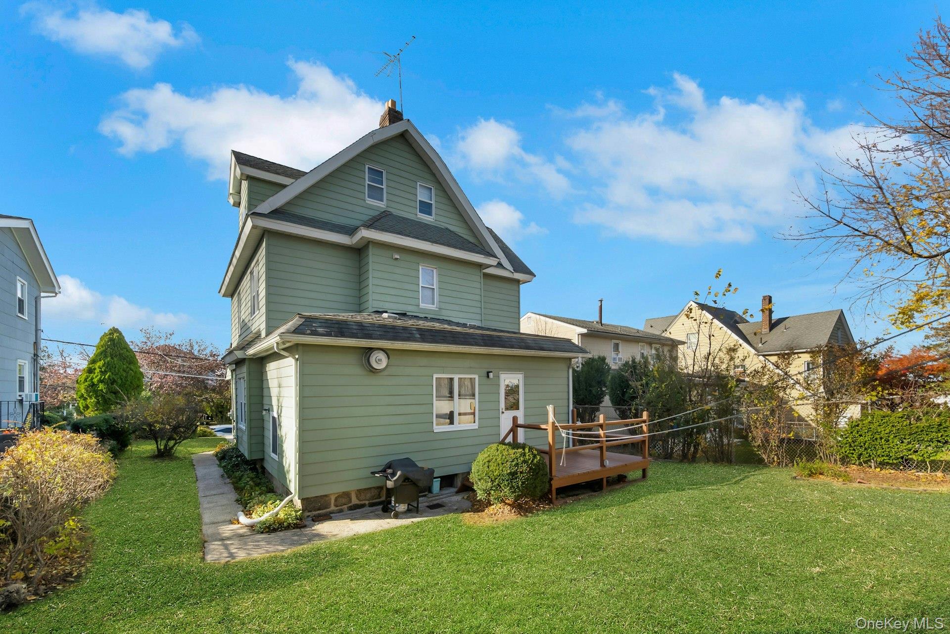 136 Buckingham Road, Yonkers, NY 10701