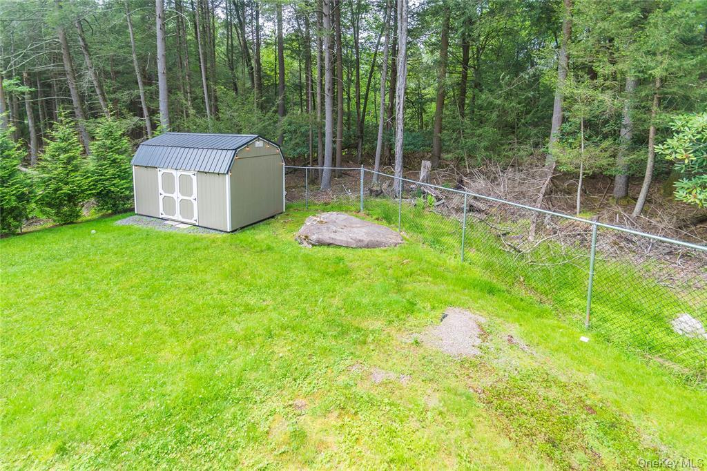 65 Berkshire Trail, Smallwood, NY 12720