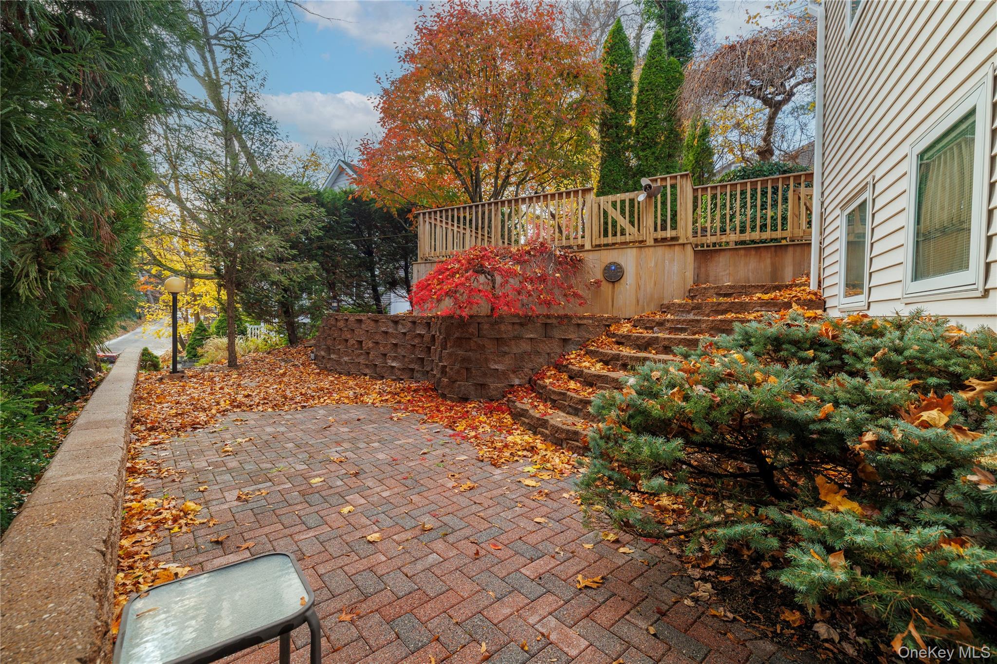 68 McCouns Lane, Oyster Bay, NY 11771