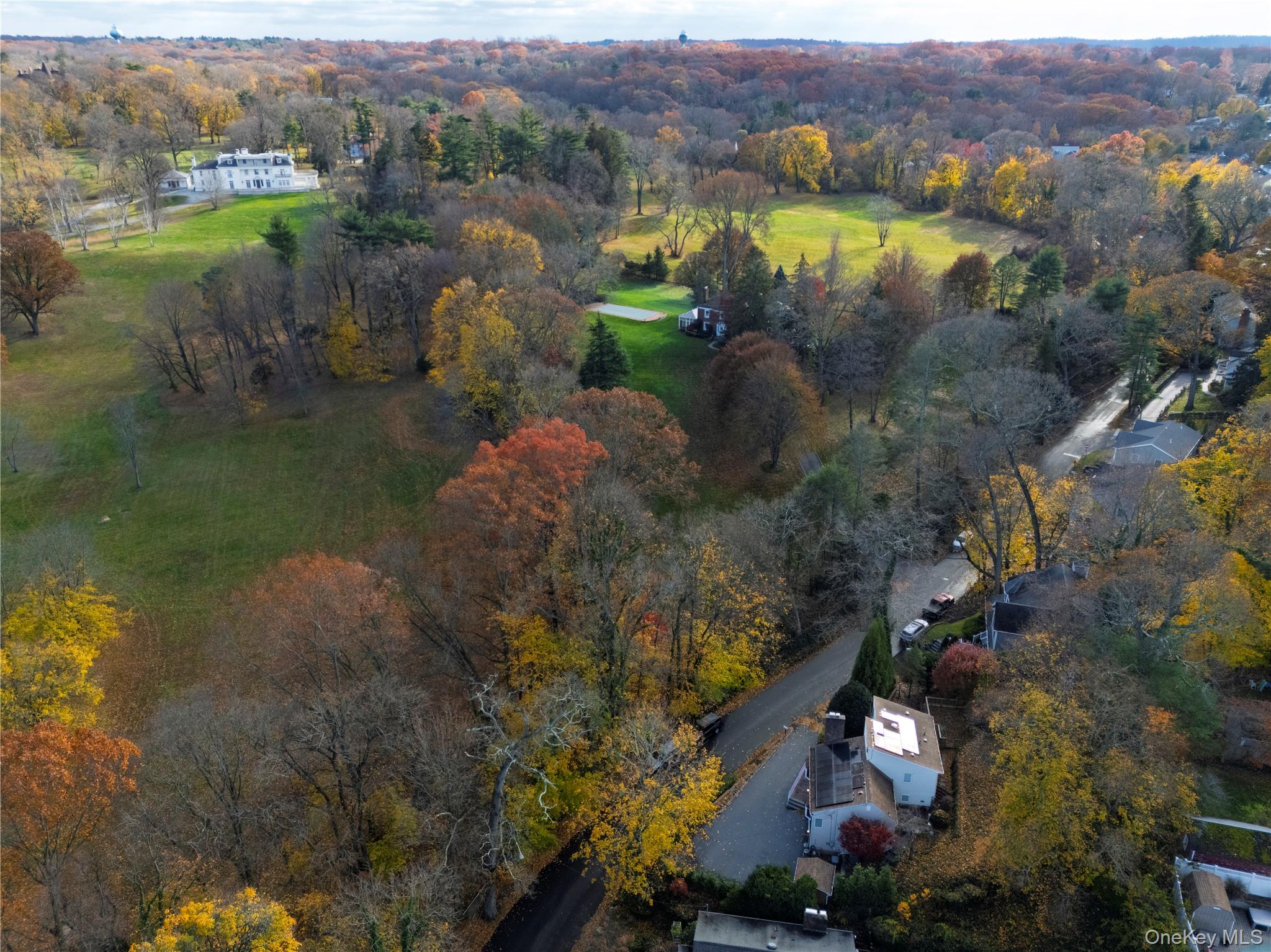 68 McCouns Lane, Oyster Bay, NY 11771