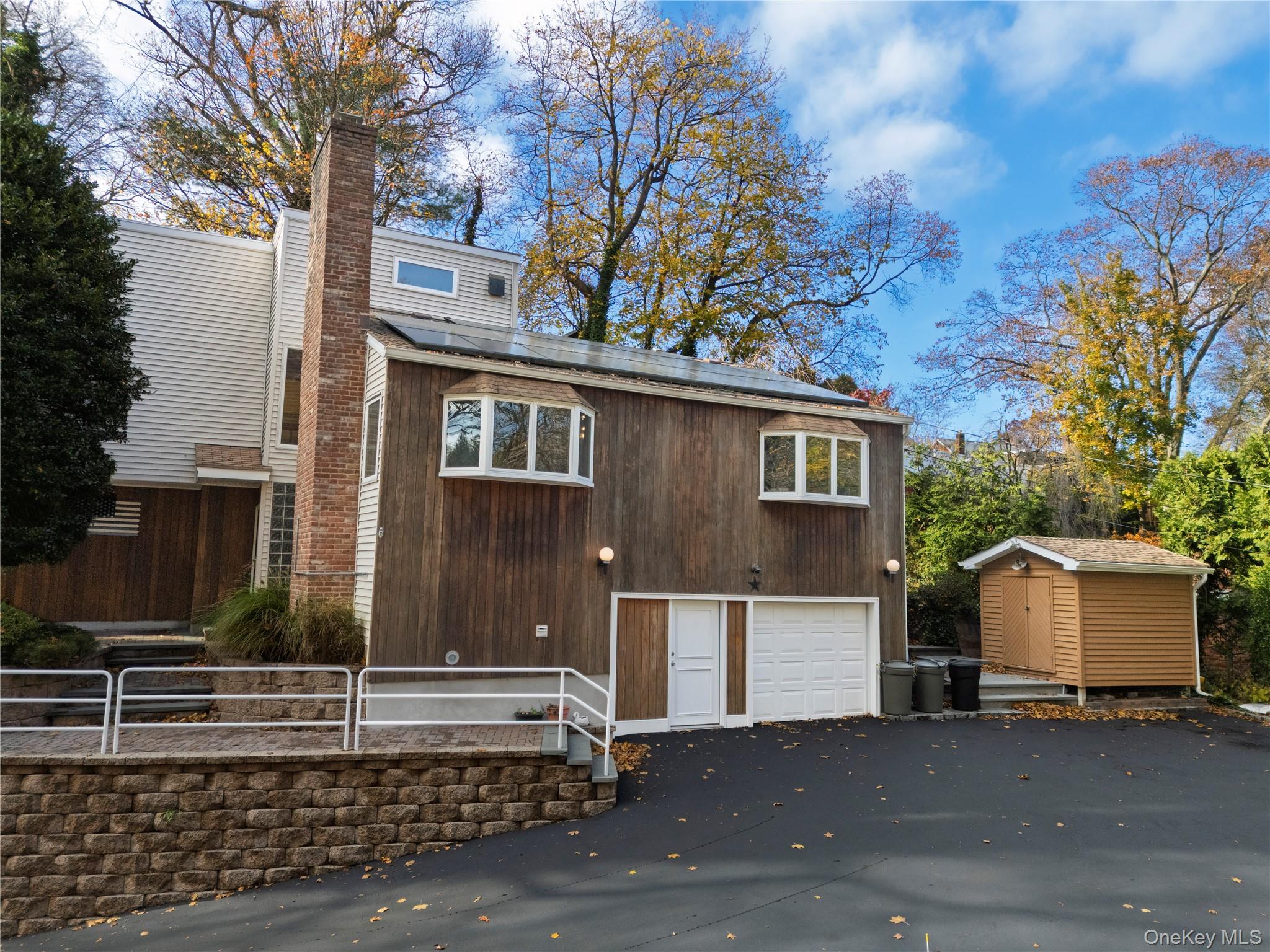 68 McCouns Lane, Oyster Bay, NY 11771