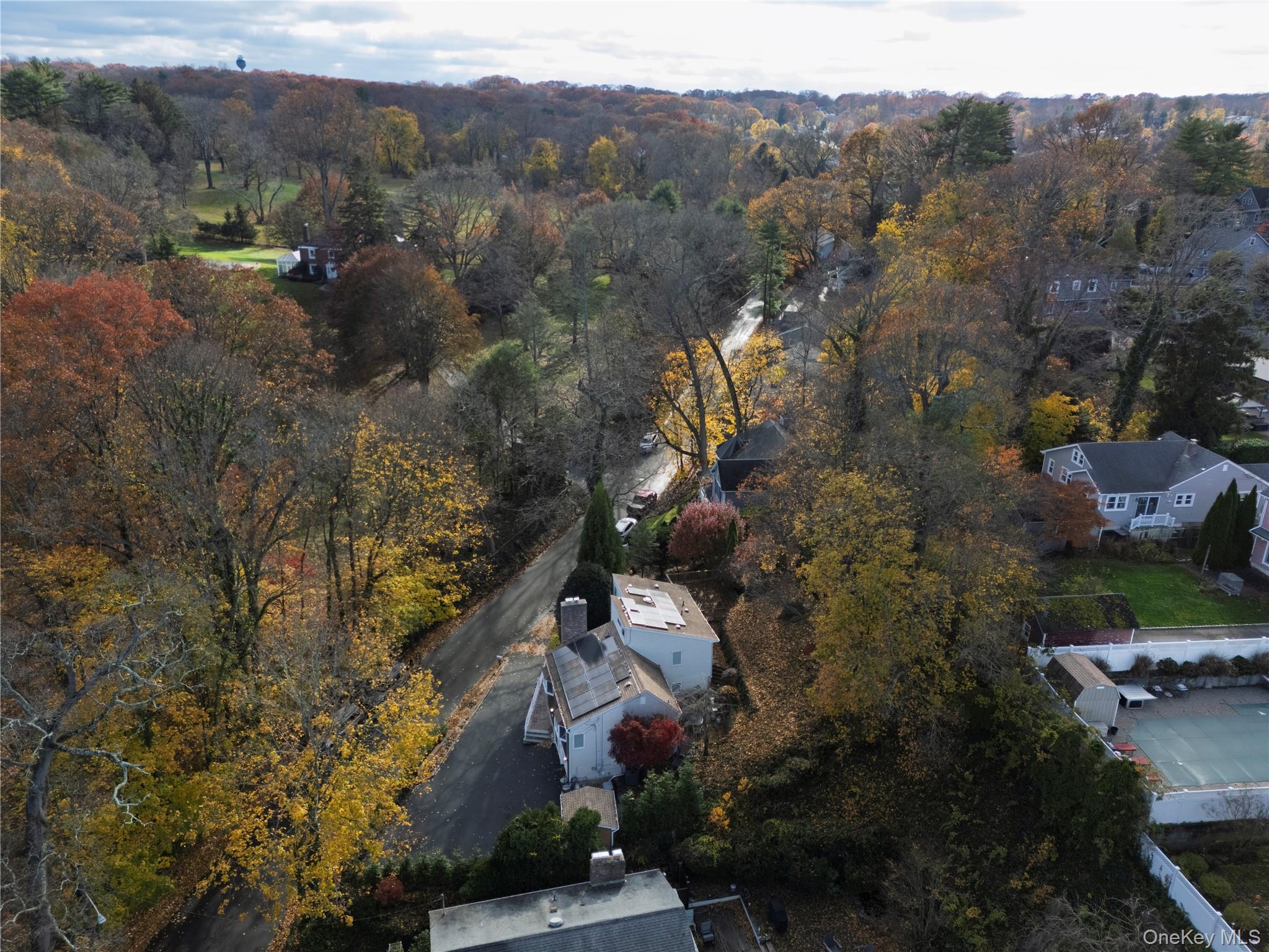 68 McCouns Lane, Oyster Bay, NY 11771