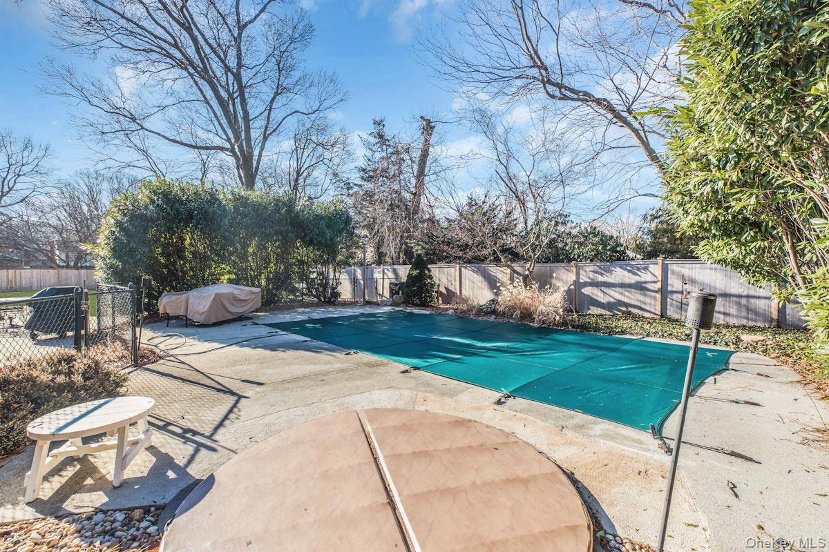 12 Jomar Road, Shoreham, NY 11786