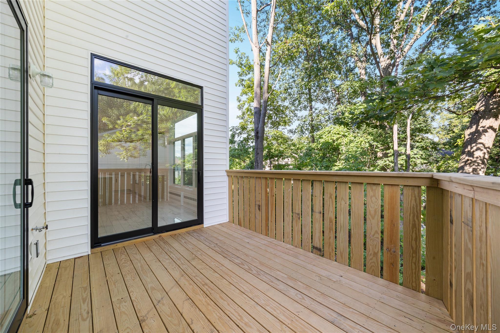 40 Singer Avenue # 214, Spring Valley, NY 10977