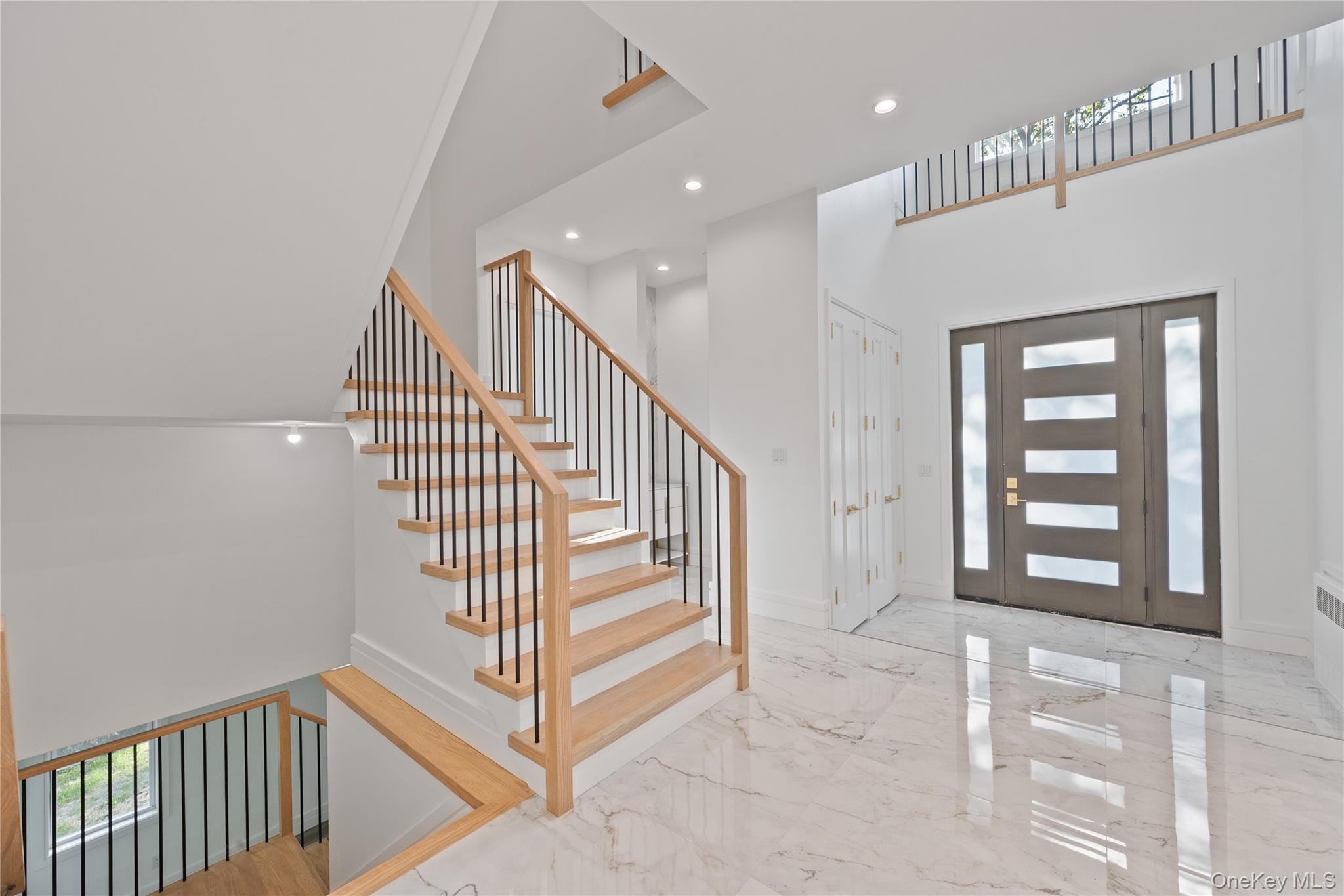 40 Singer Avenue # 214, Spring Valley, NY 10977