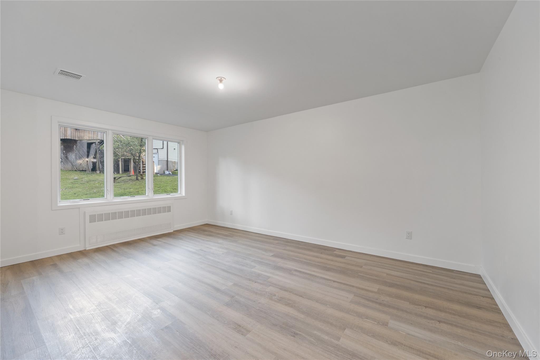 40 Singer Avenue # 214, Spring Valley, NY 10977