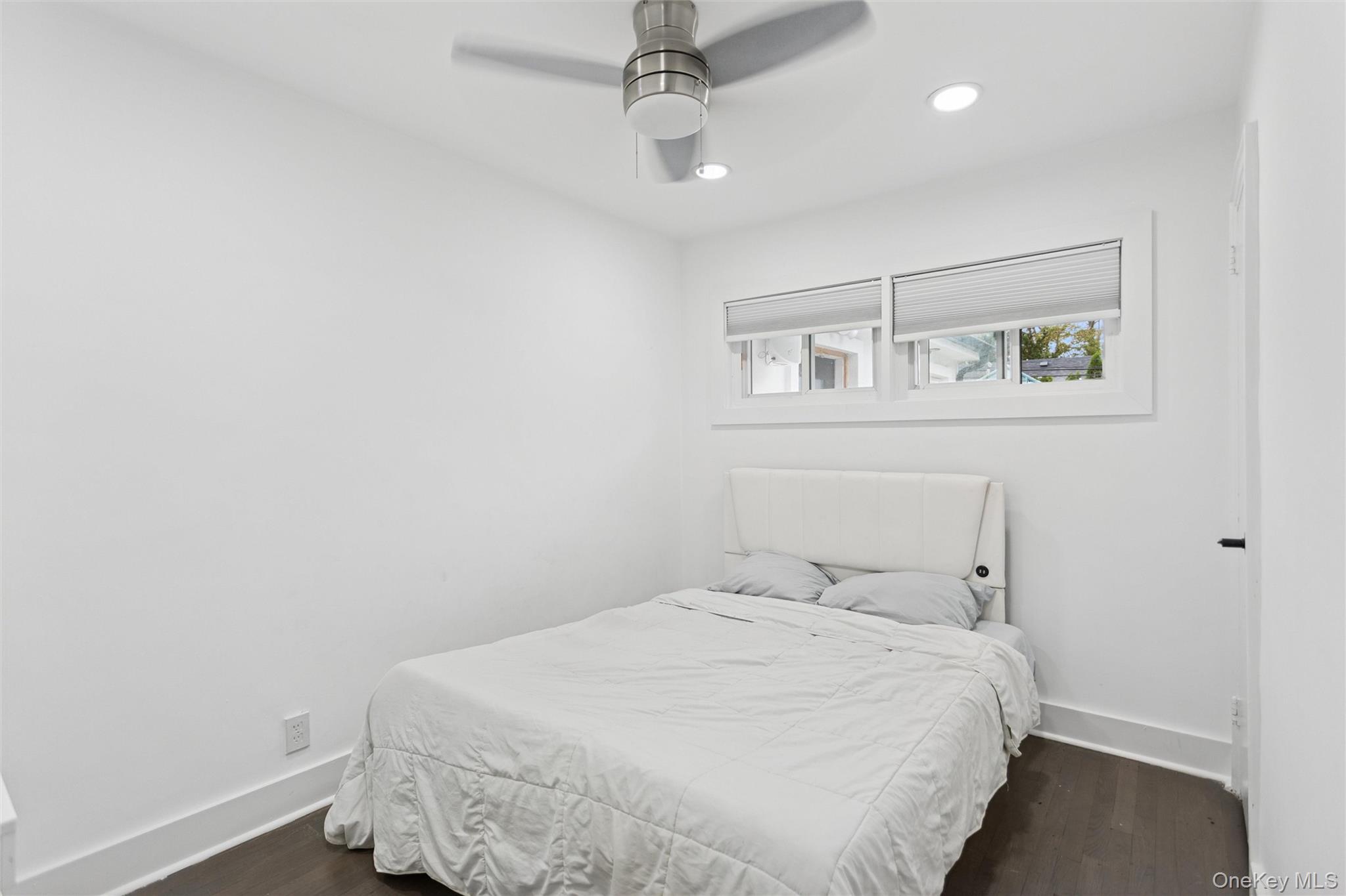 84 Rosedale Road, North Woodmere, NY 11581