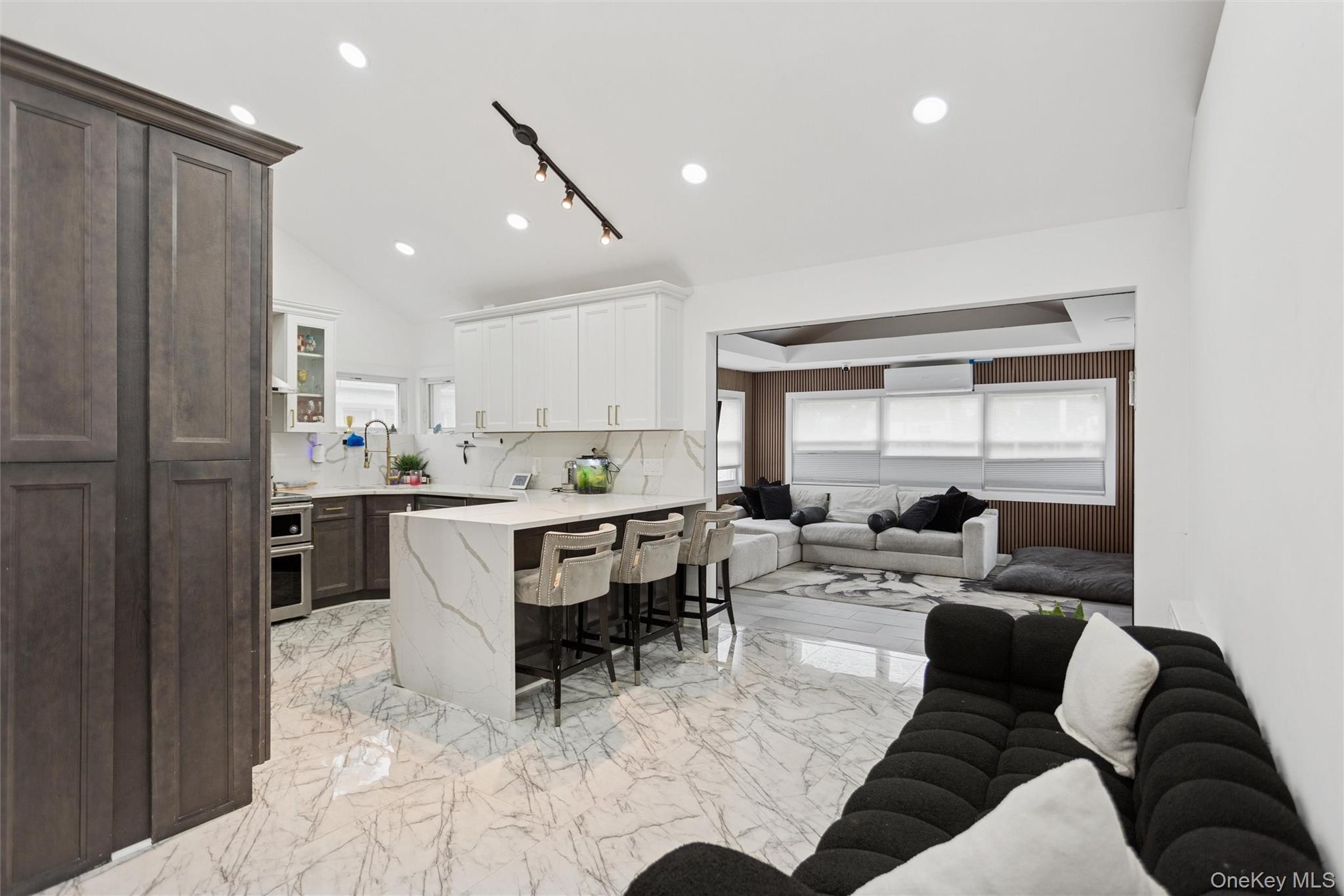 84 Rosedale Road, North Woodmere, NY 11581