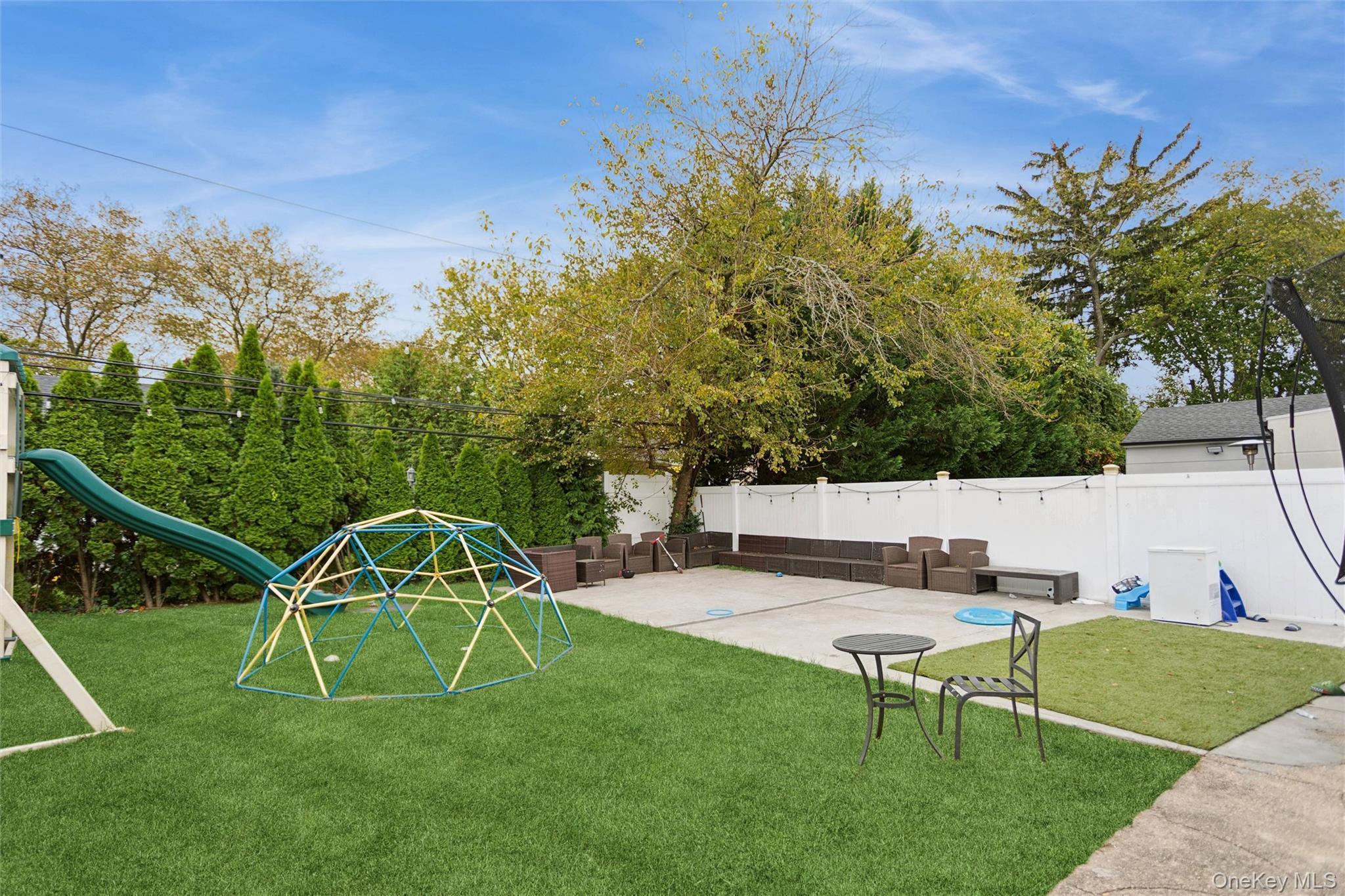 84 Rosedale Road, North Woodmere, NY 11581