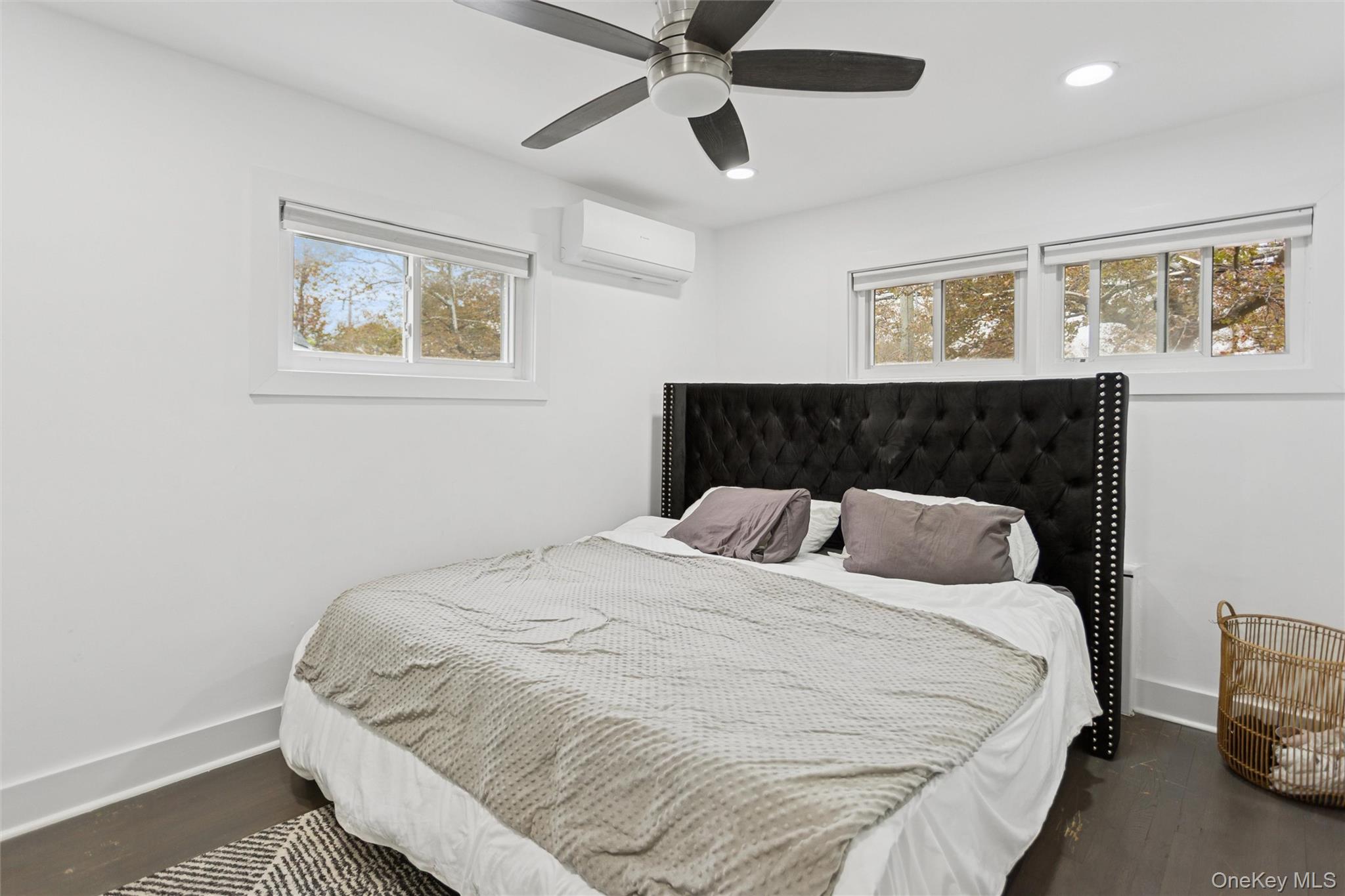 84 Rosedale Road, North Woodmere, NY 11581