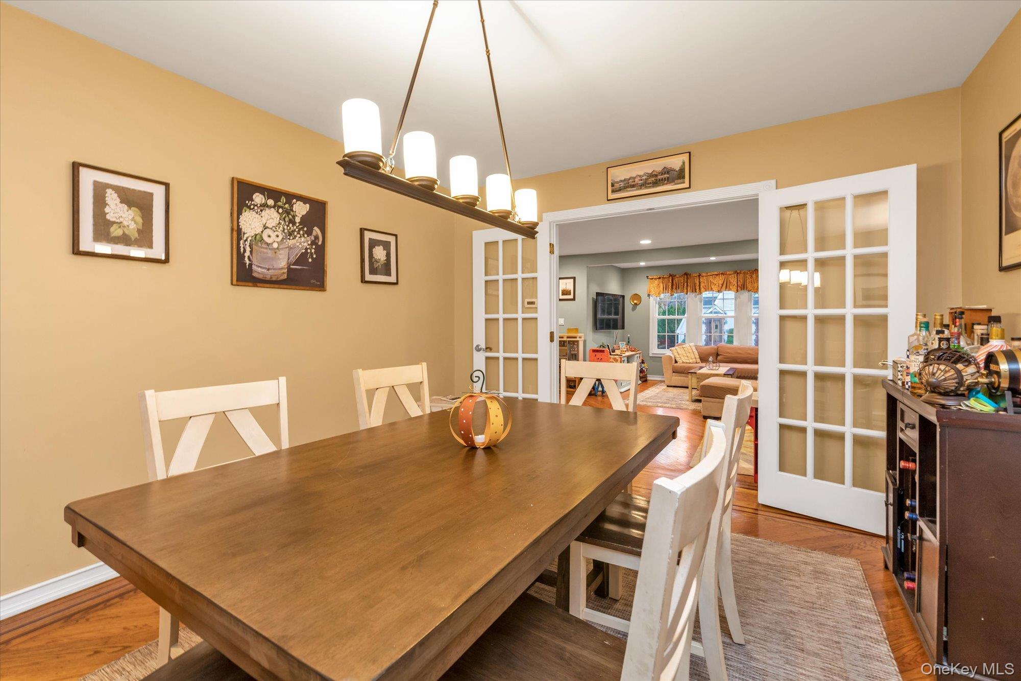 29 Orleans Road, Valley Stream, NY 11581