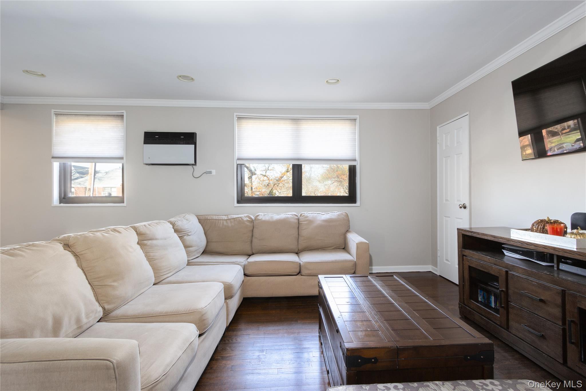 163-62 Willets Point Boulevard # Upper, Whitestone, NY 11357