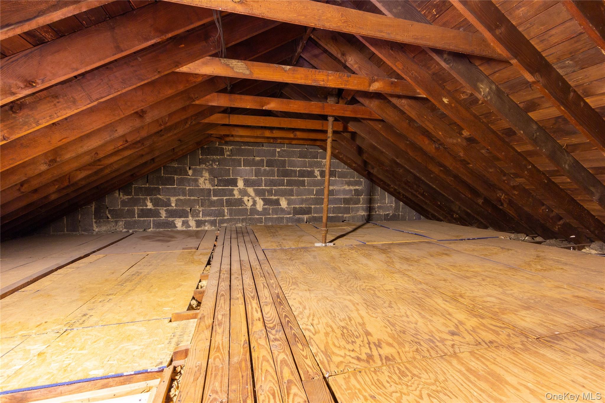 163-62 Willets Point Boulevard # Upper, Whitestone, NY 11357