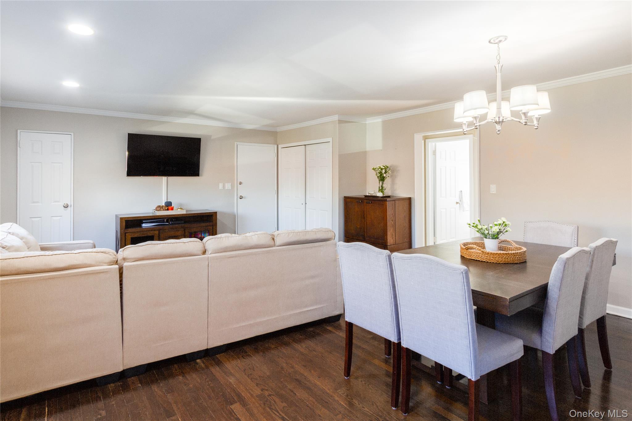 163-62 Willets Point Boulevard # Upper, Whitestone, NY 11357