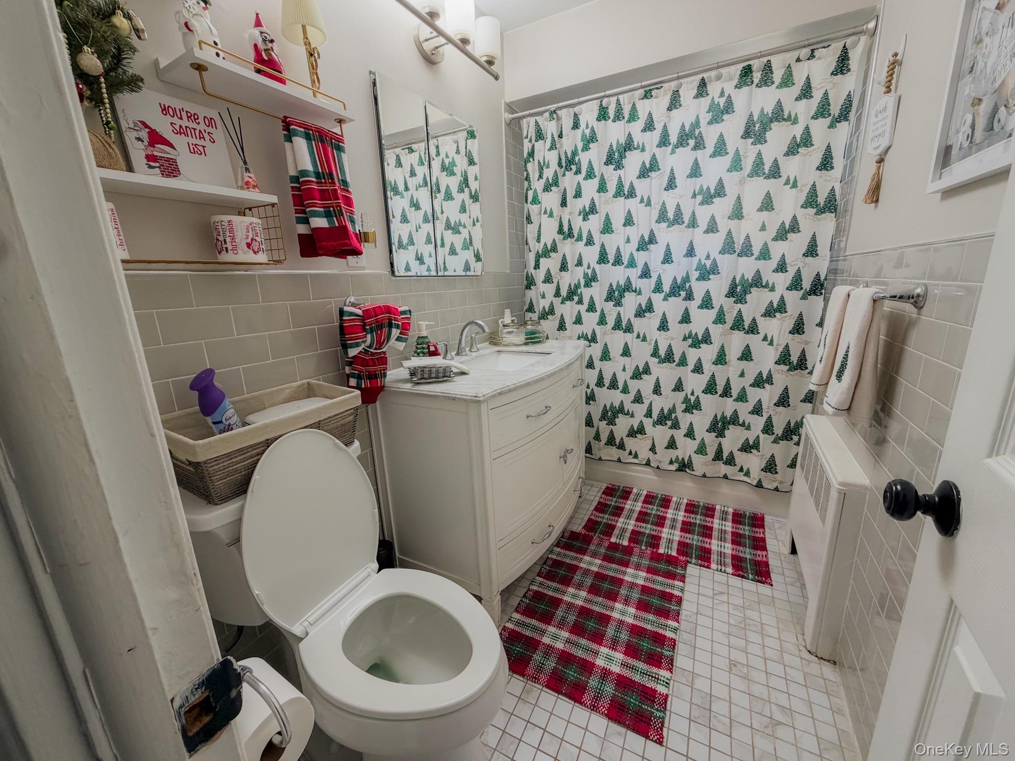 1110 Clarence Avenue, Bronx, NY 10465